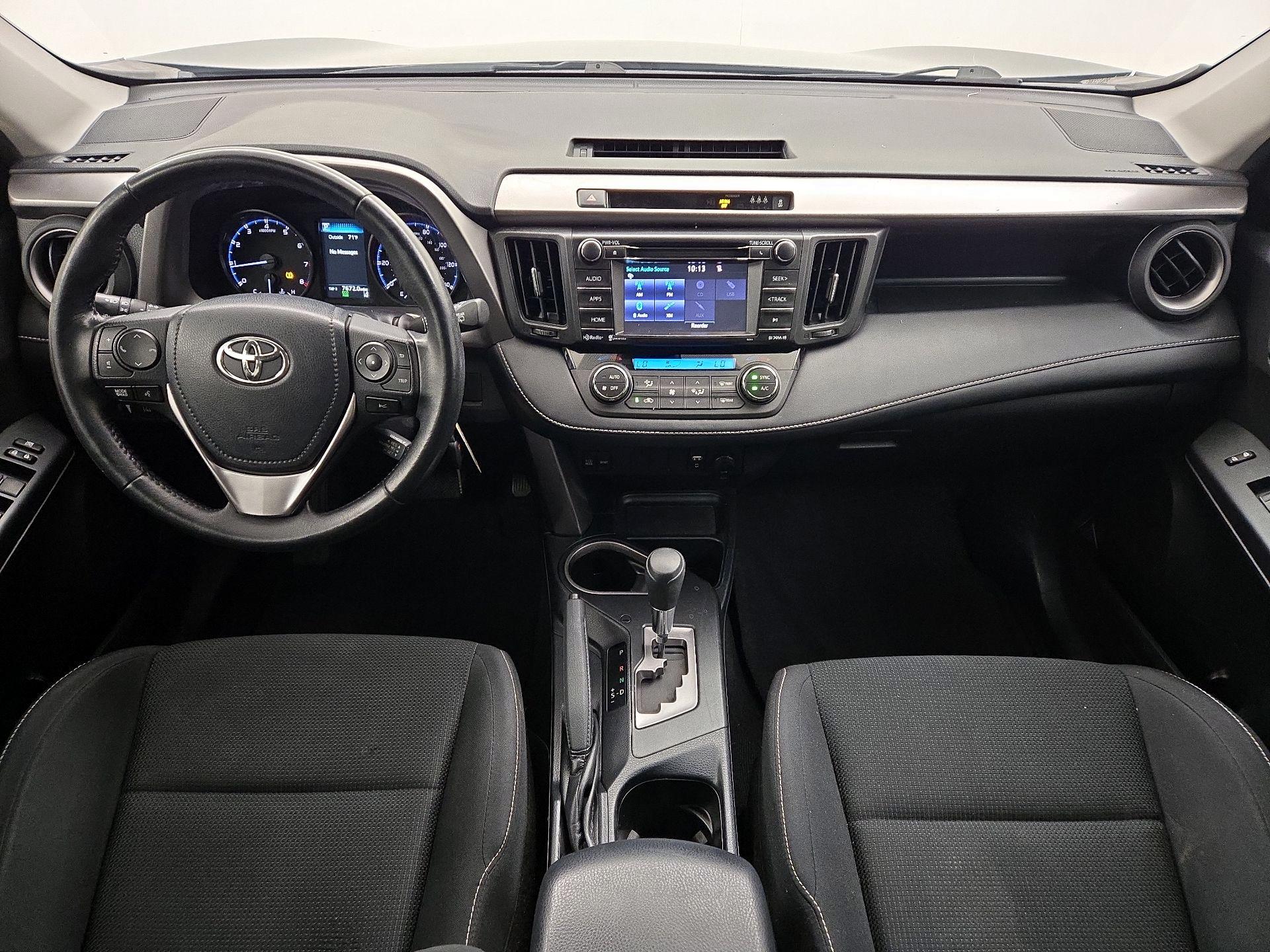 Thumbnail: 2017 Toyota RAV4 - 9