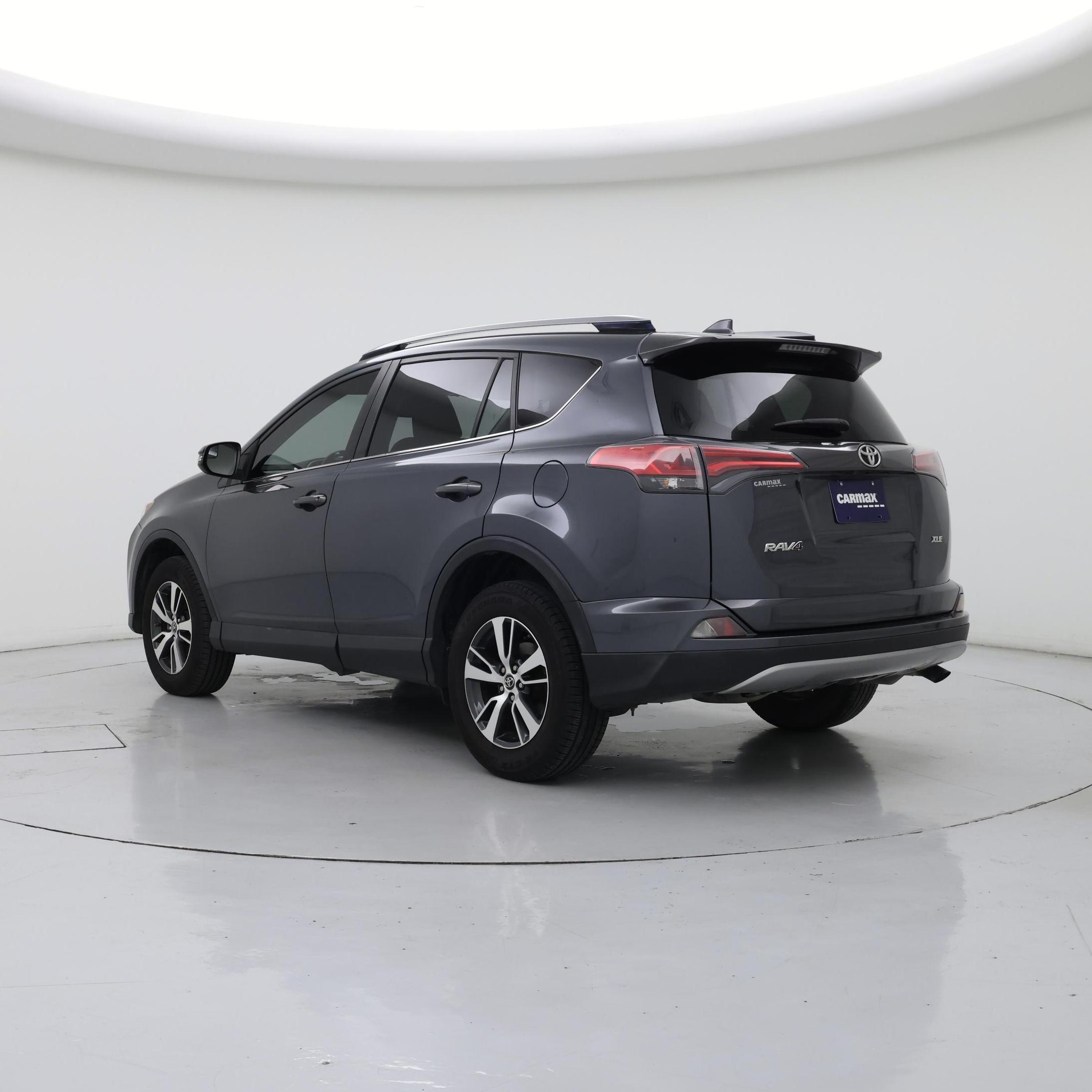Thumbnail: 2017 Toyota RAV4 - 2