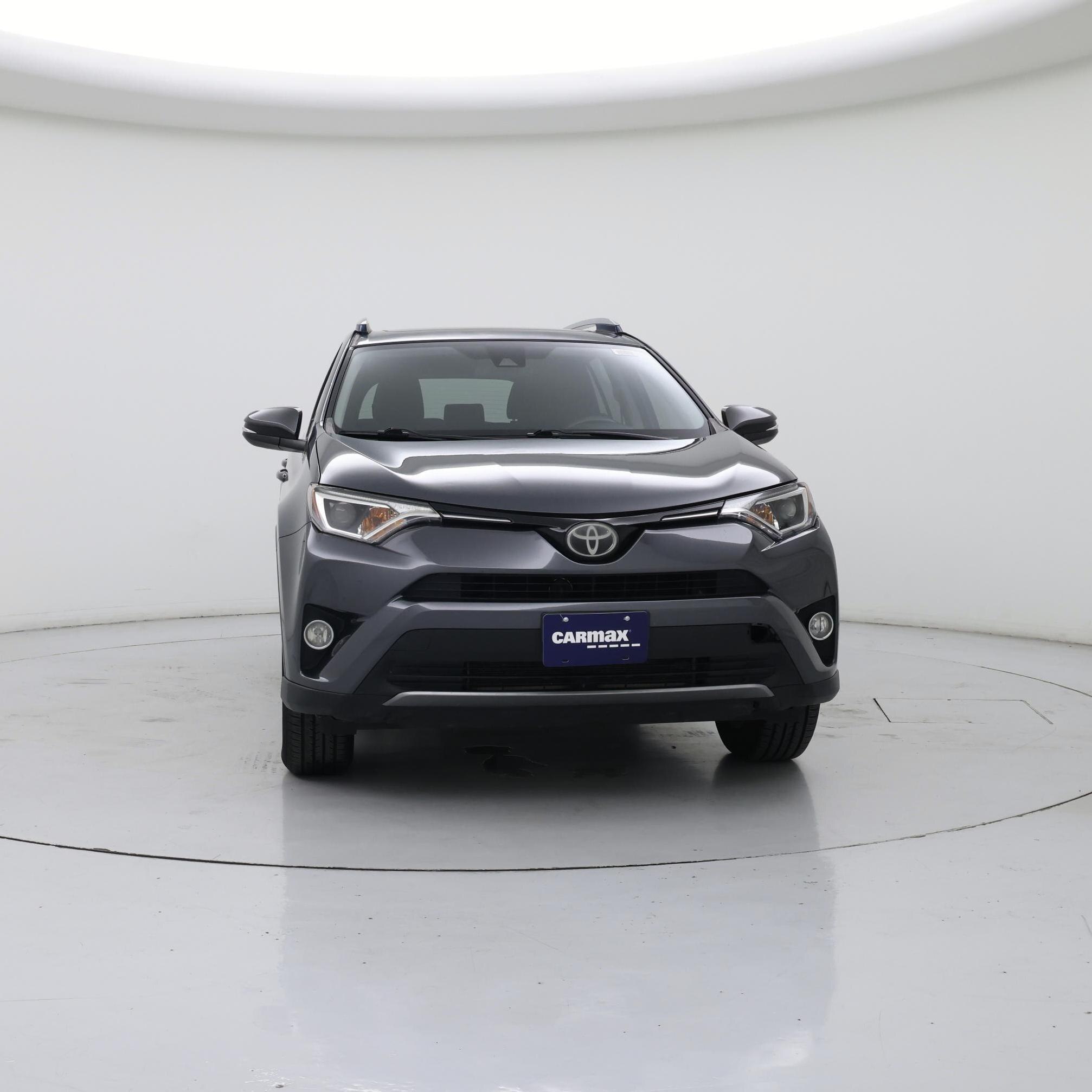 Thumbnail: 2017 Toyota RAV4 - 5