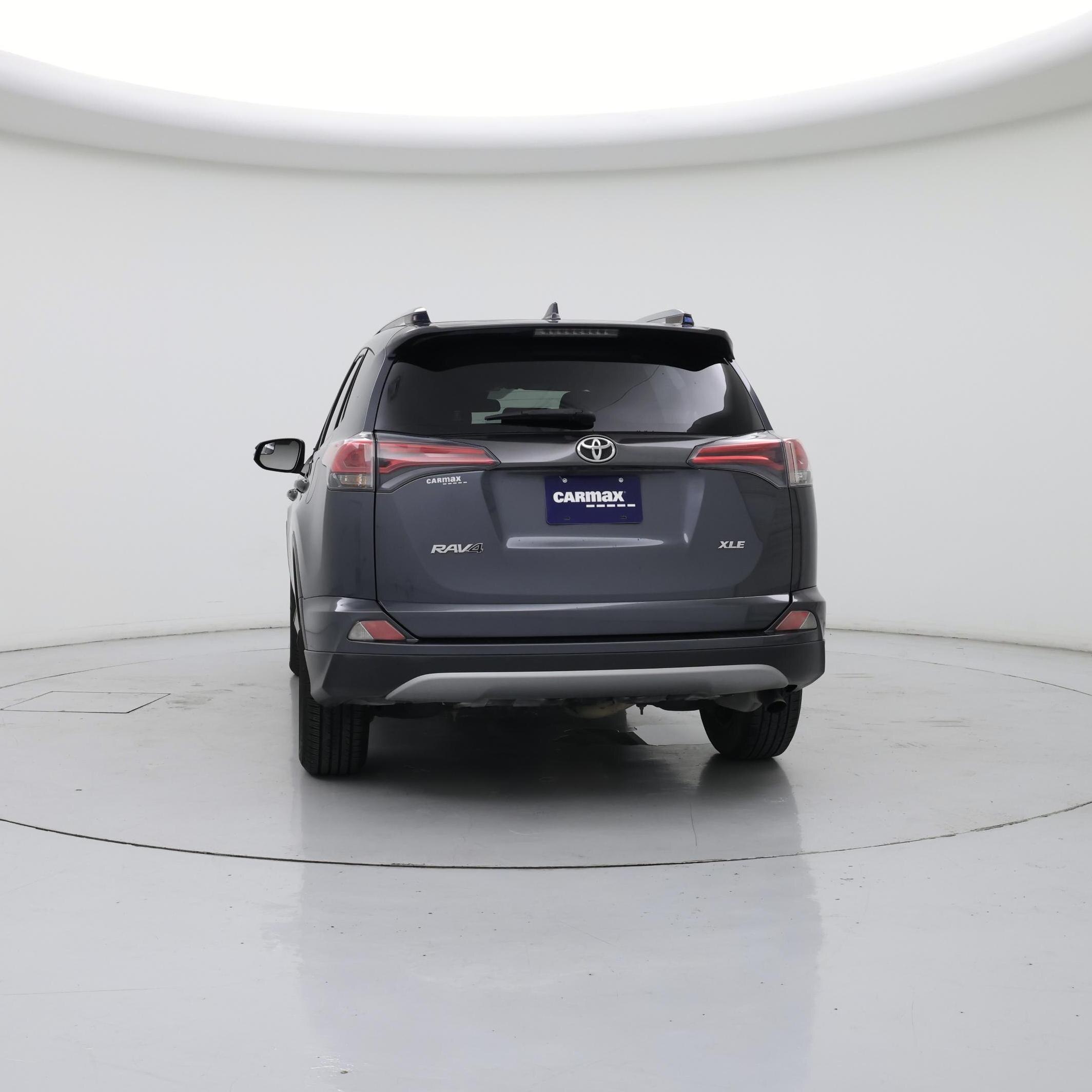 Thumbnail: 2017 Toyota RAV4 - 6