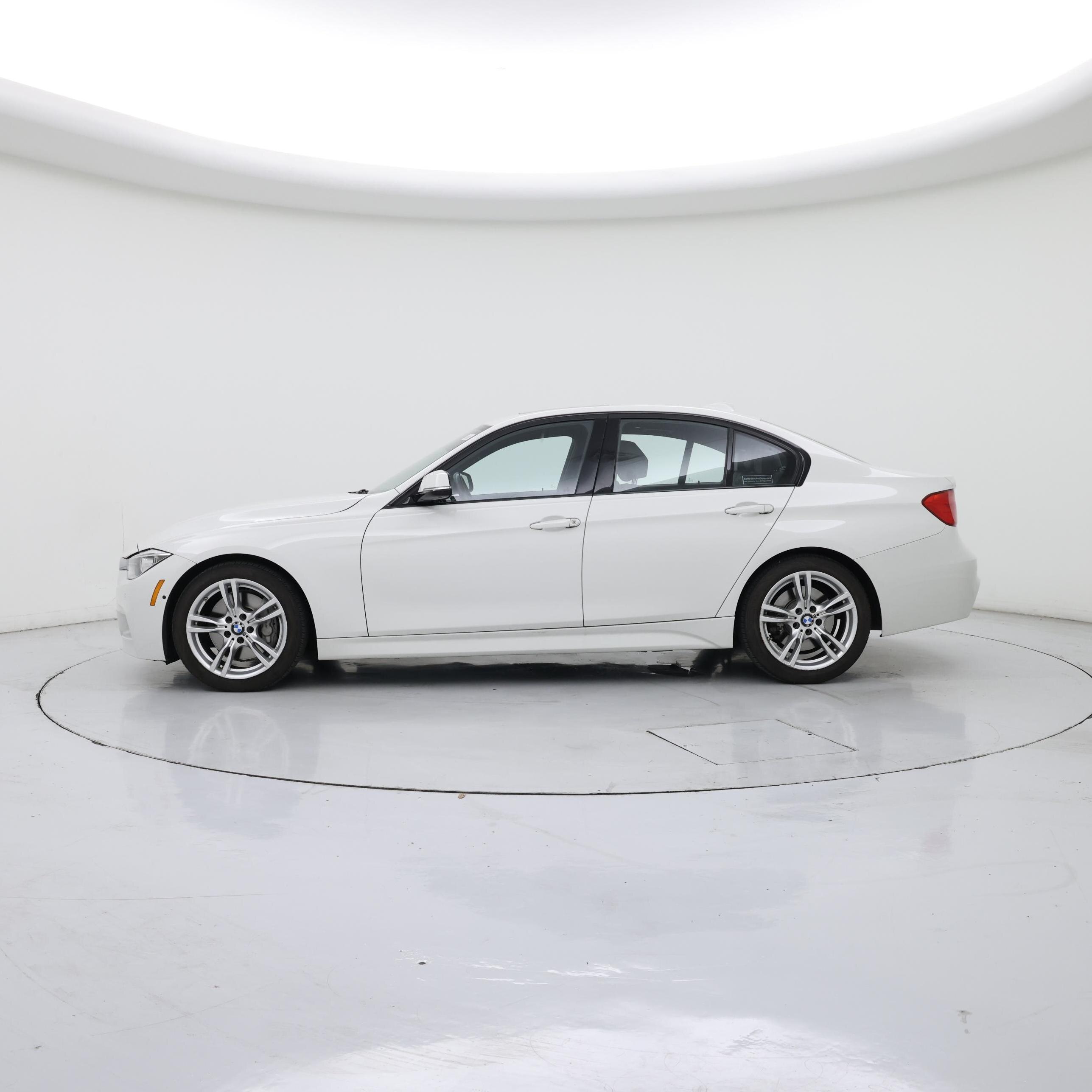 Thumbnail: 2014 BMW 3 Series - 3