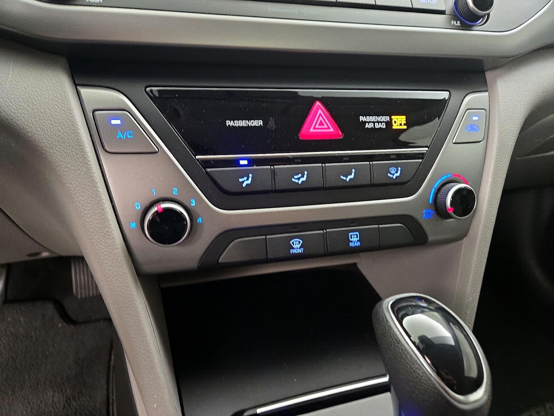 Thumbnail: 2018 Hyundai Elantra - 16