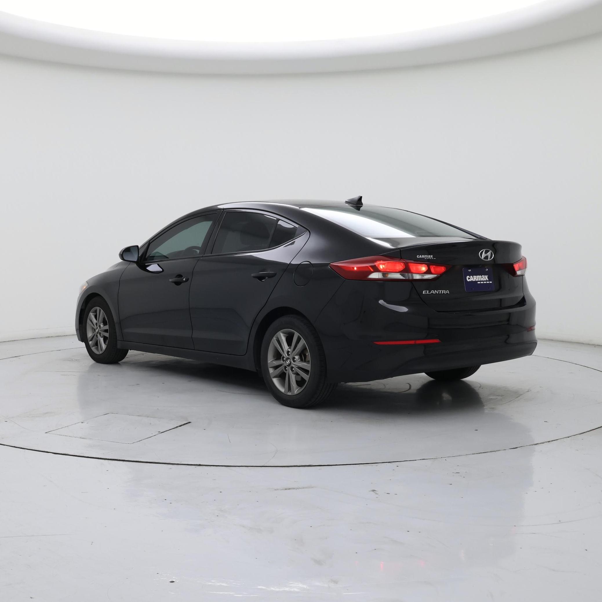 Thumbnail: 2018 Hyundai Elantra - 2