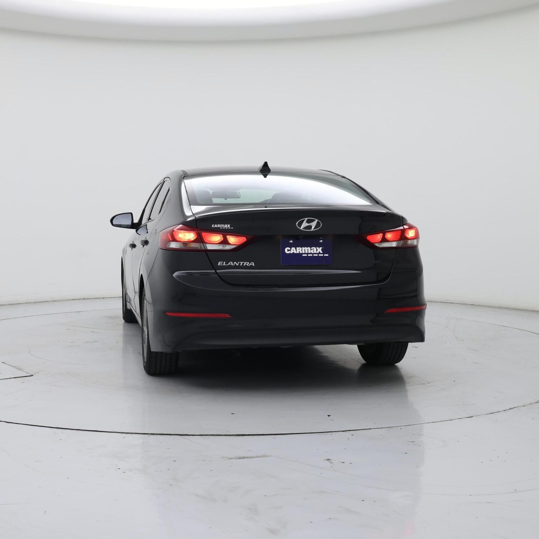 Thumbnail: 2018 Hyundai Elantra - 6
