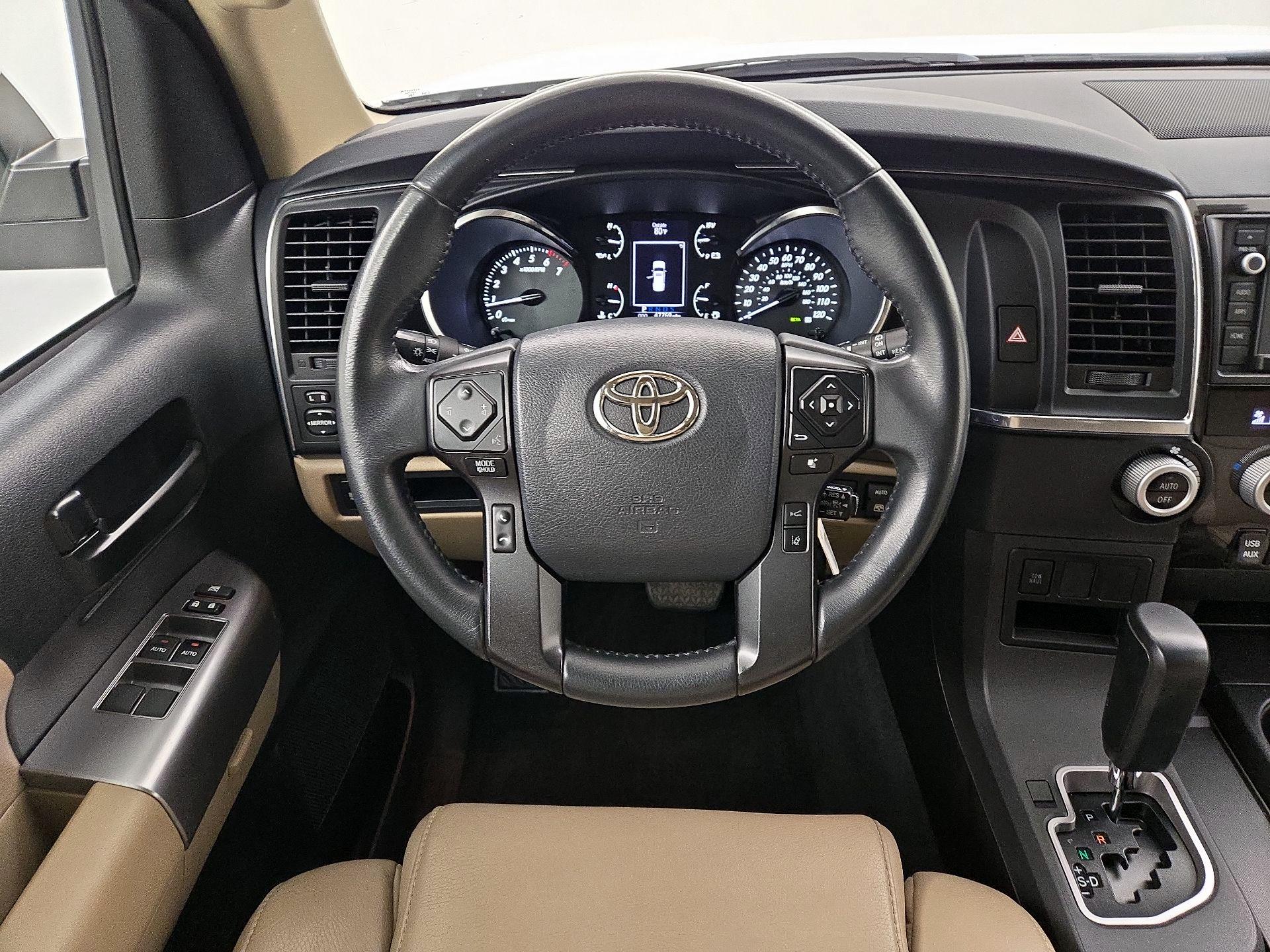 Thumbnail: 2019 Toyota Sequoia - 10