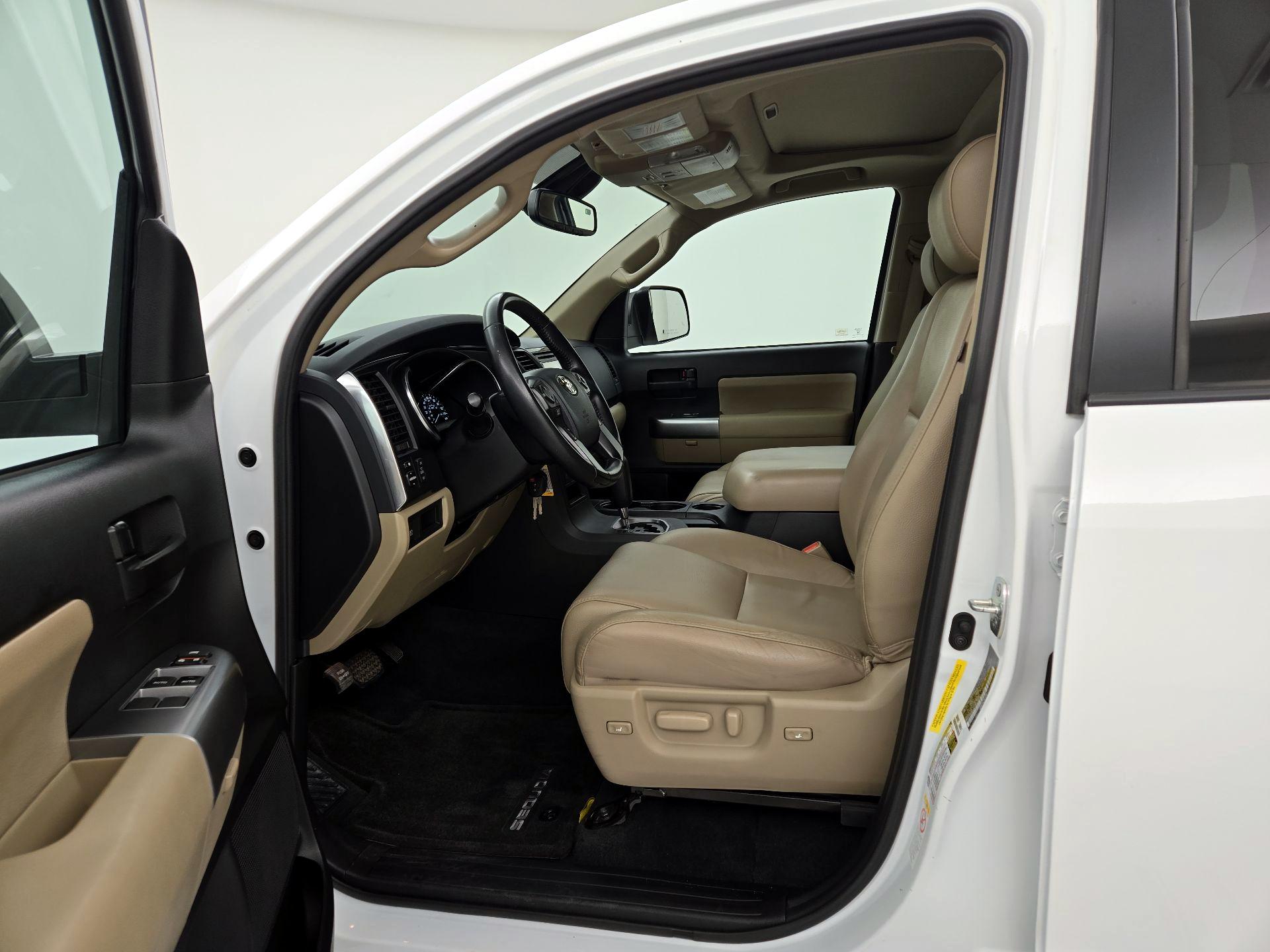 Thumbnail: 2019 Toyota Sequoia - 11