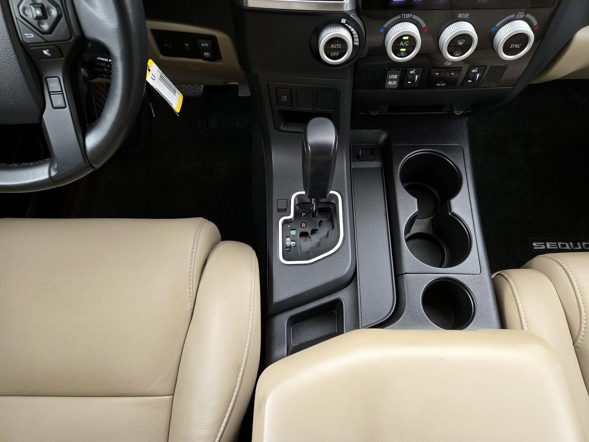 Thumbnail: 2019 Toyota Sequoia - 18