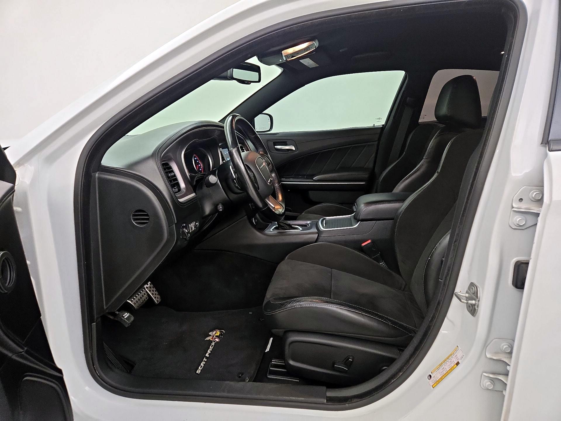 Thumbnail: 2020 Dodge Charger - 11
