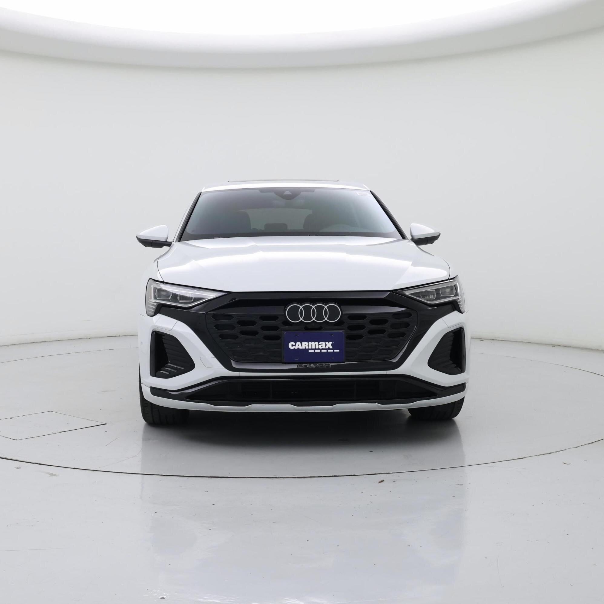 Thumbnail: 2024 Audi Q8 e-tron - 5
