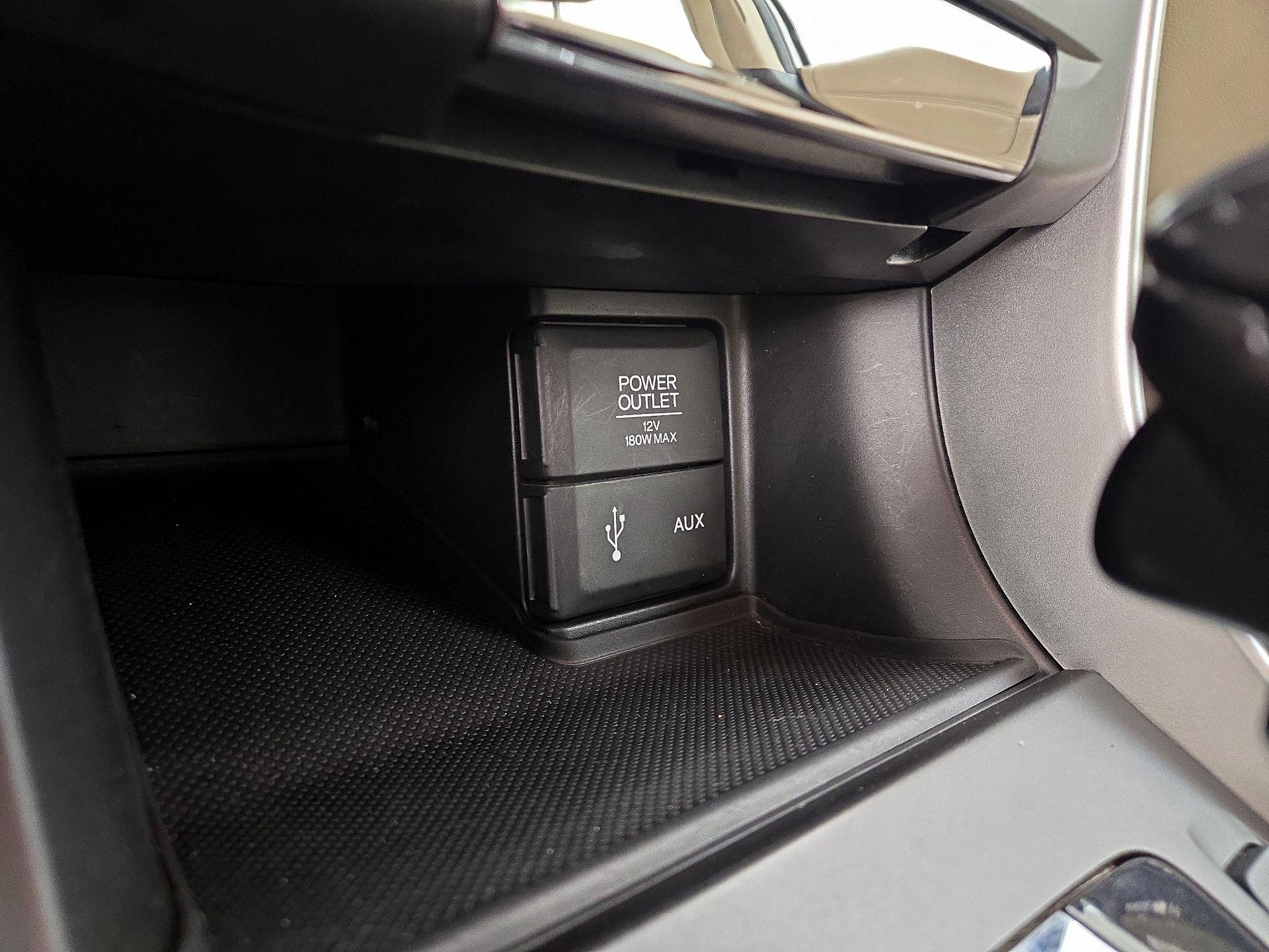 Thumbnail: 2014 Honda Accord - 18