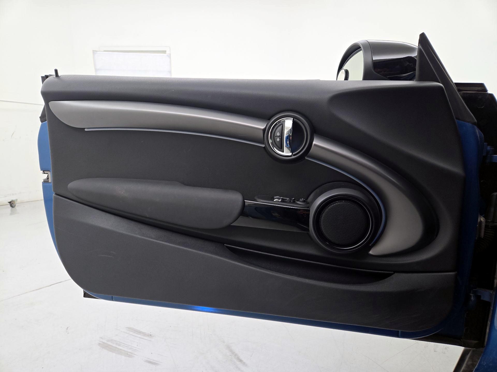 Thumbnail: 2023 MINI Cooper Hardtop - 12