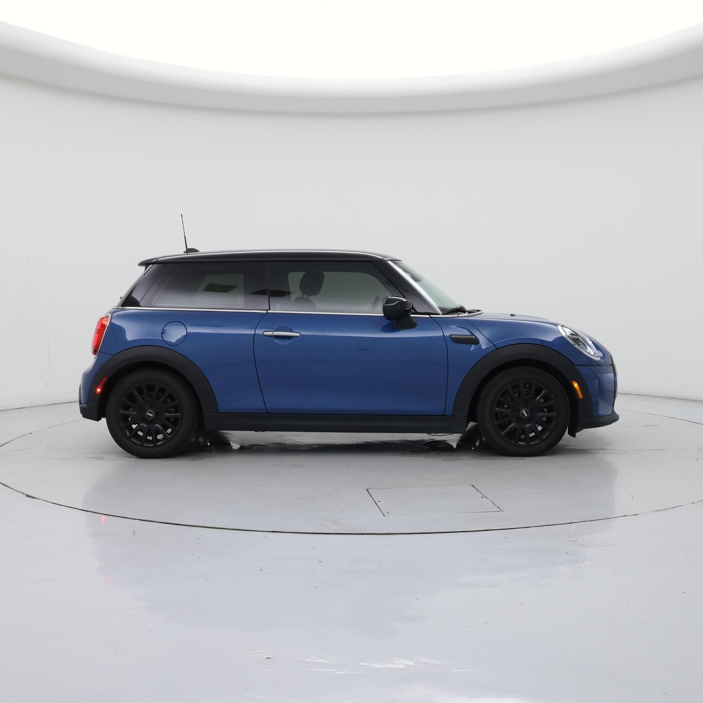Thumbnail: 2023 MINI Cooper Hardtop - 7