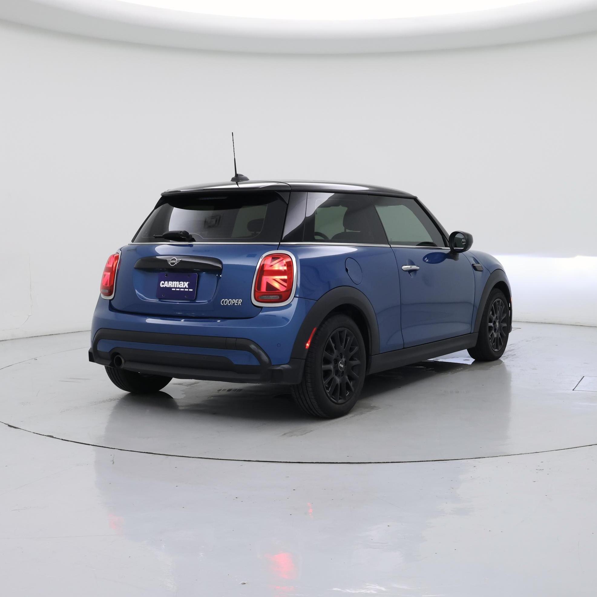 Thumbnail: 2023 MINI Cooper Hardtop - 8