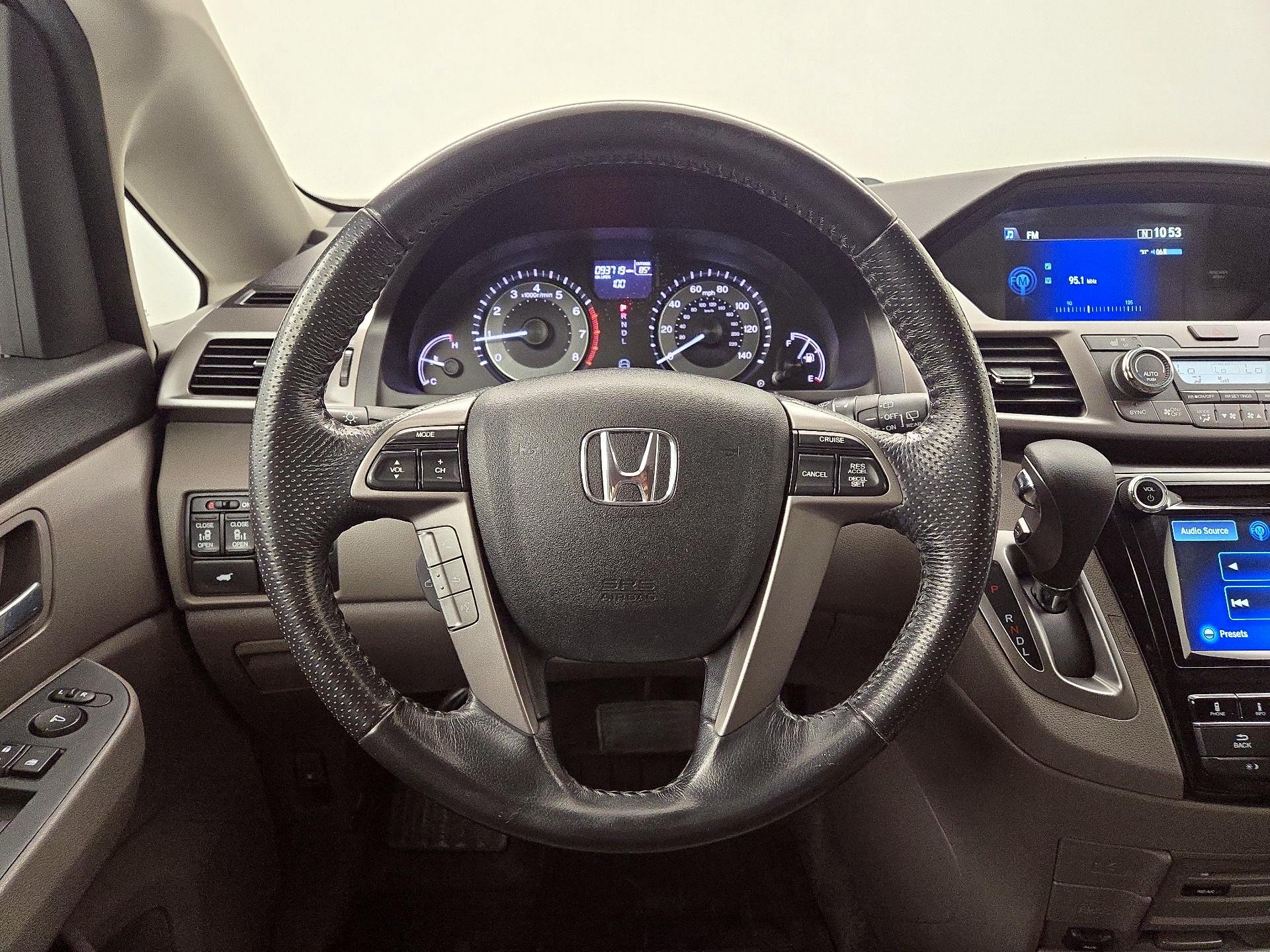 Thumbnail: 2016 Honda Odyssey - 10