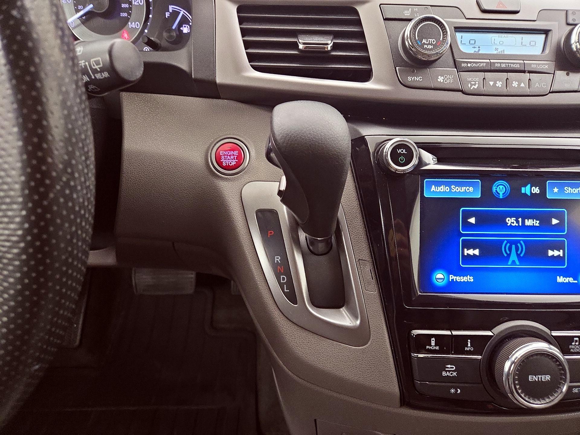Thumbnail: 2016 Honda Odyssey - 17