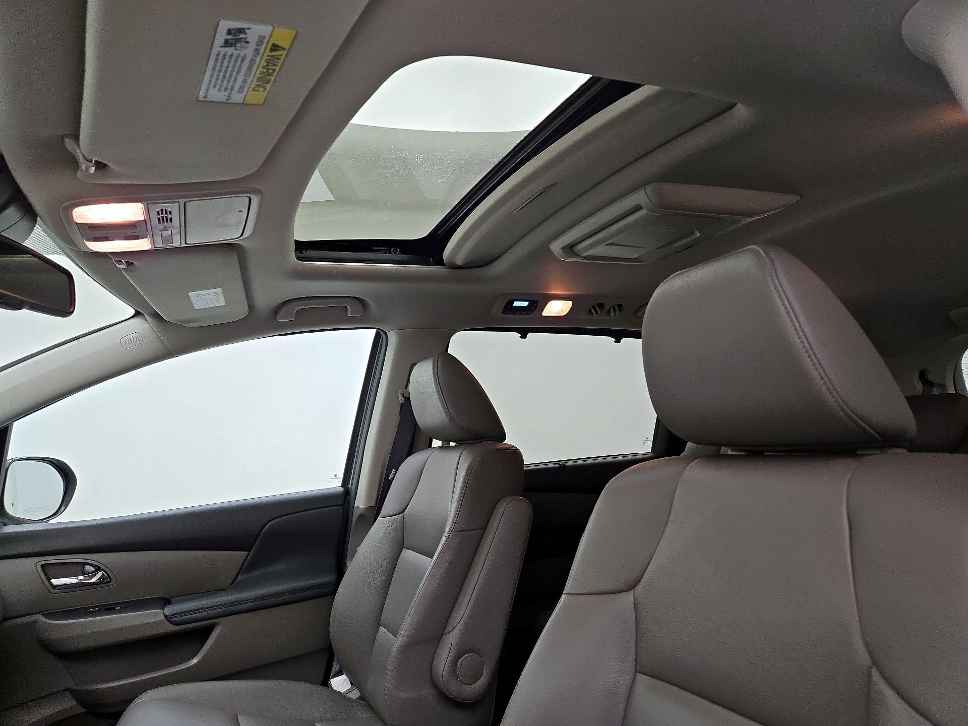 Thumbnail: 2016 Honda Odyssey - 19