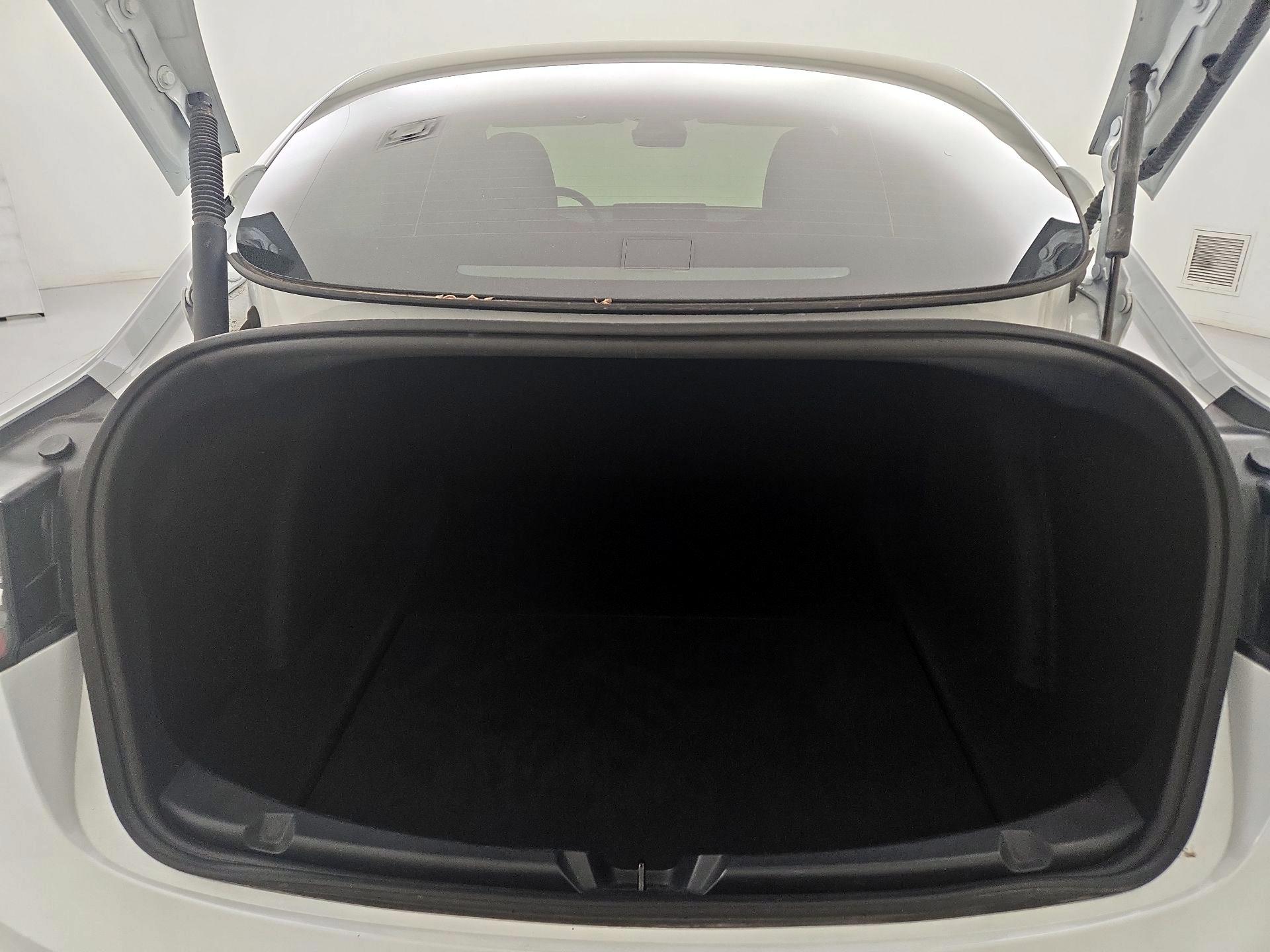 Thumbnail: 2021 Tesla Model 3 - 18