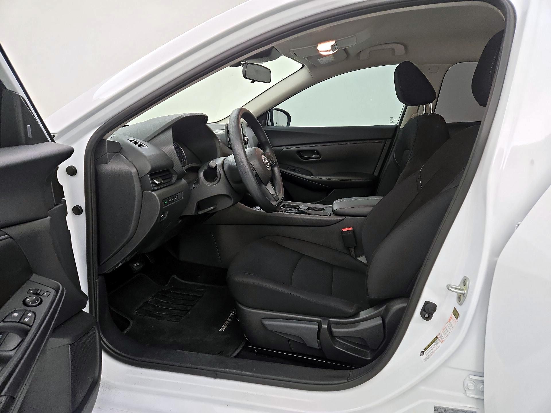 Thumbnail: 2021 Nissan Sentra - 11