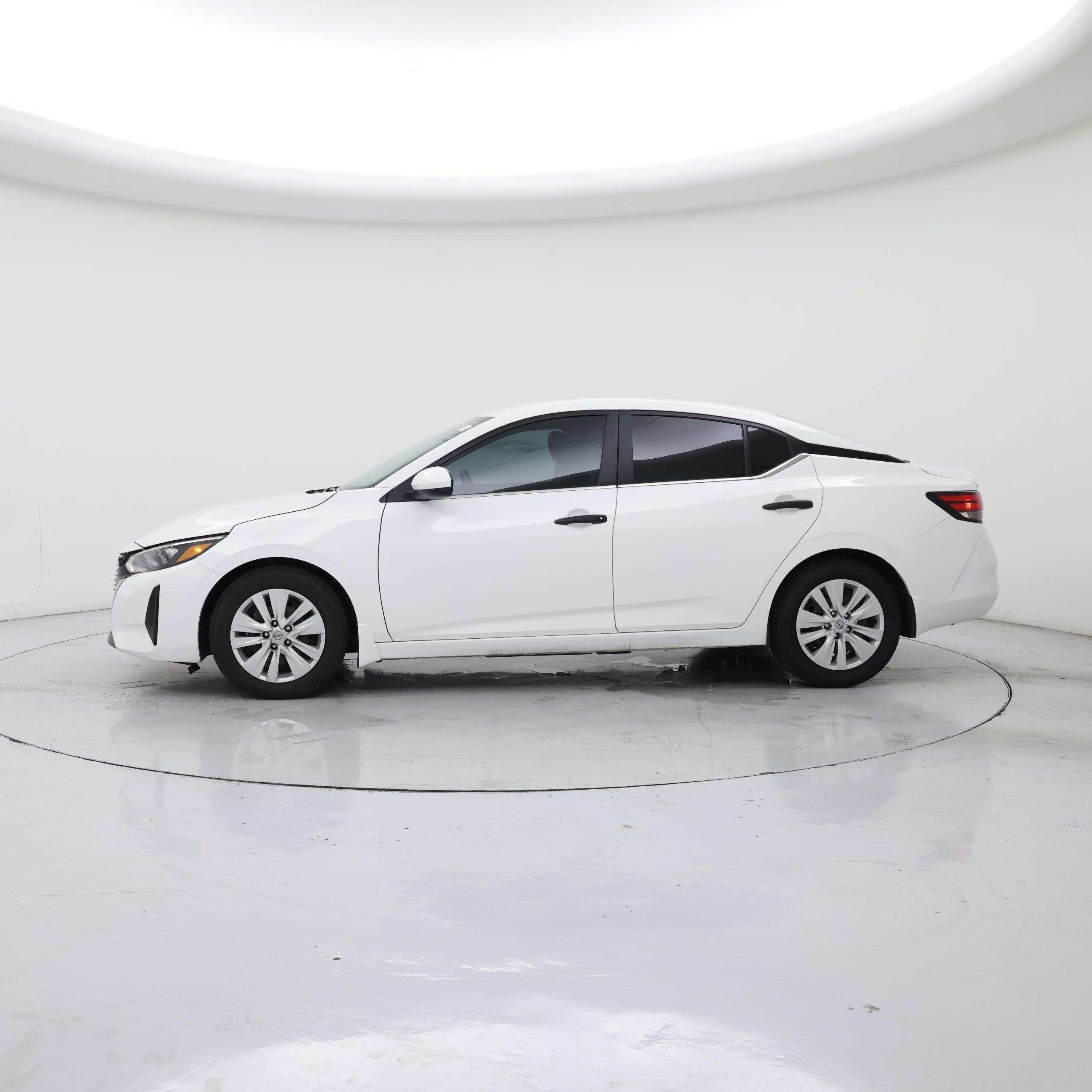 Thumbnail: 2021 Nissan Sentra - 3