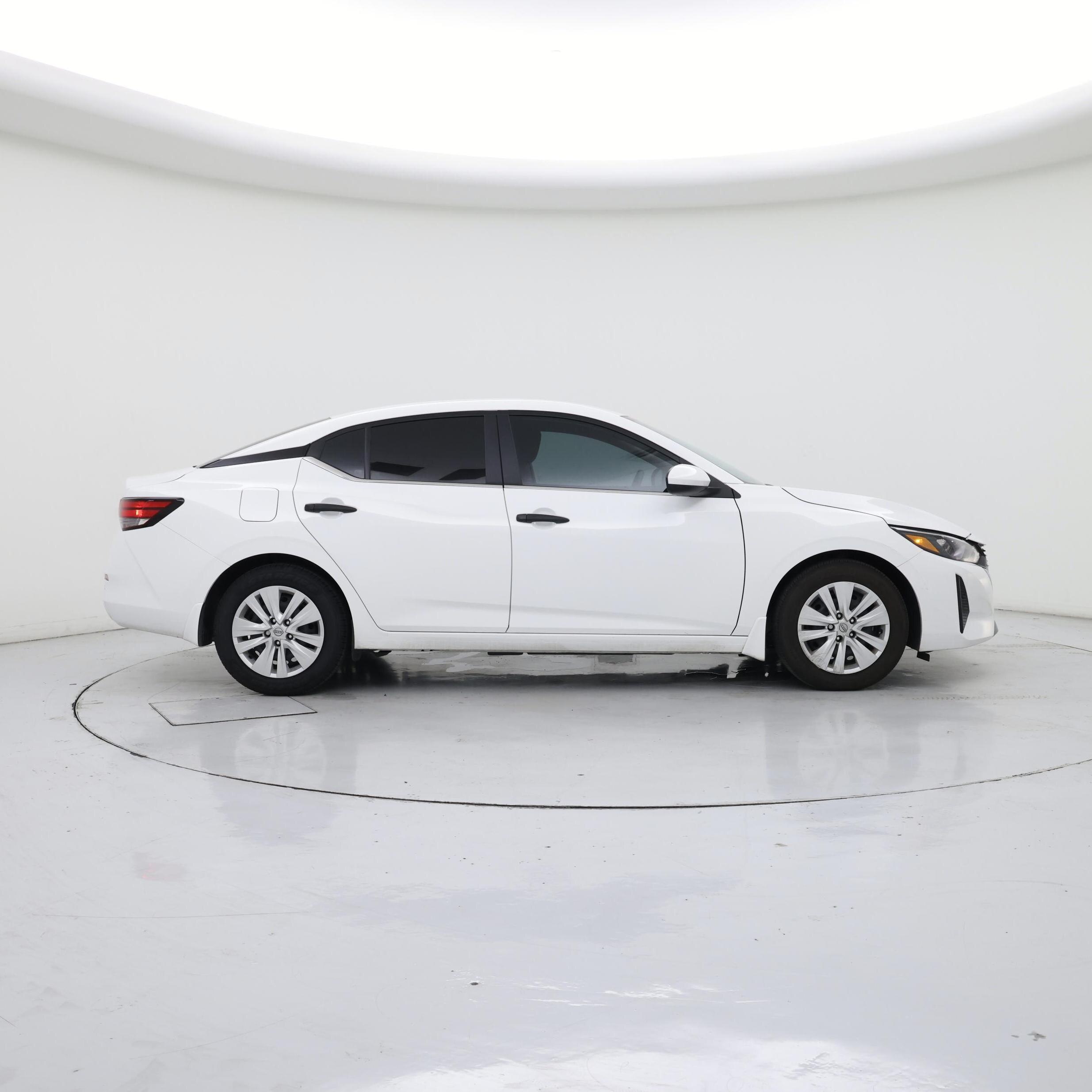 Thumbnail: 2021 Nissan Sentra - 7
