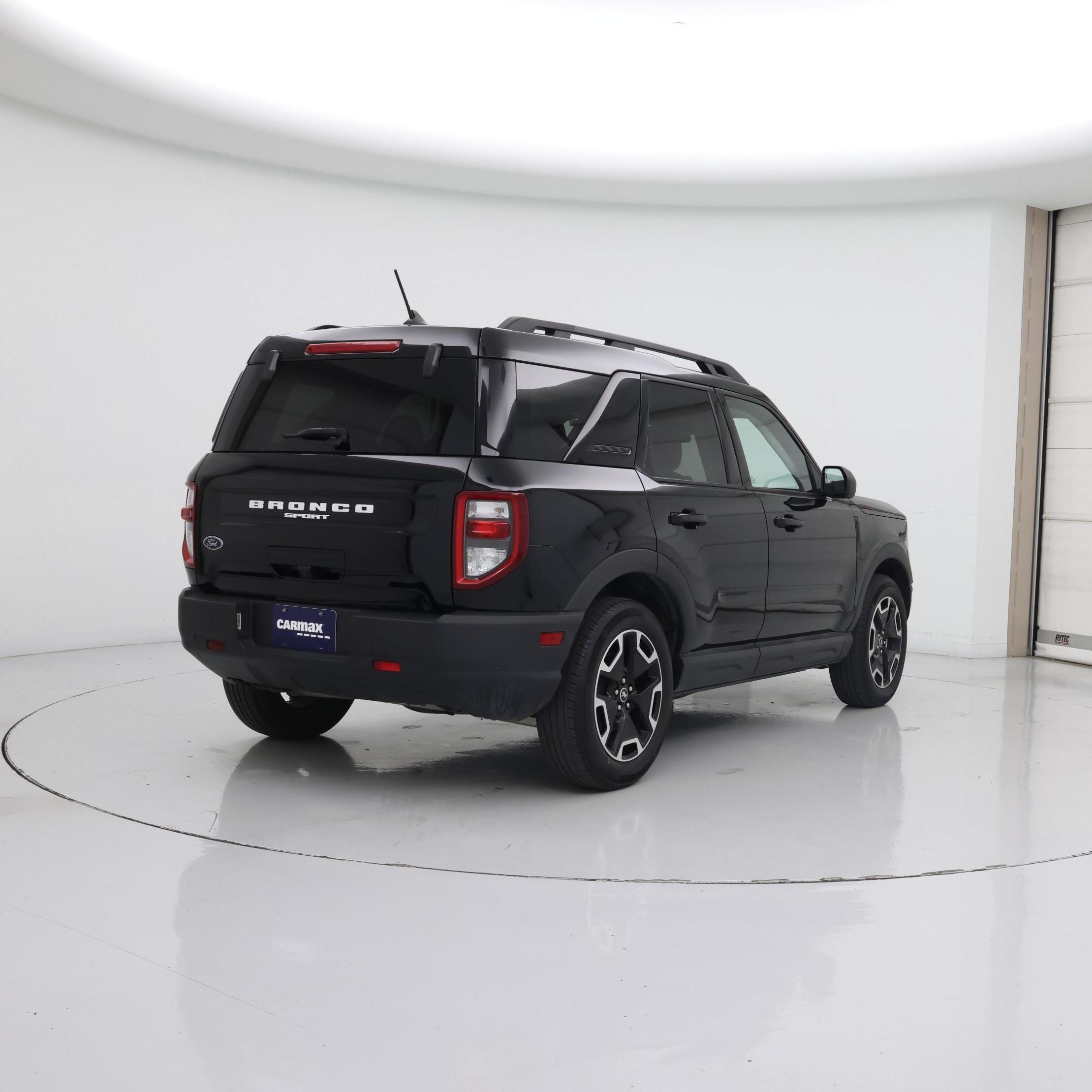Thumbnail: 2023 Ford Bronco Sport - 8