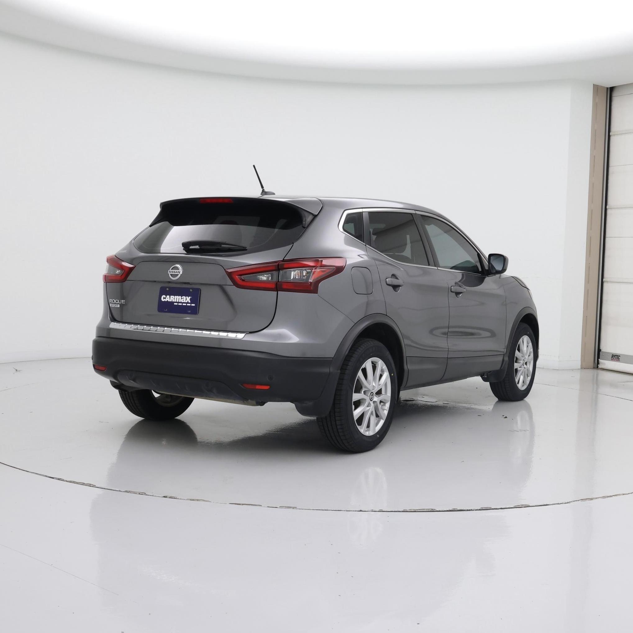 Thumbnail: 2020 Nissan Rogue Sport - 8
