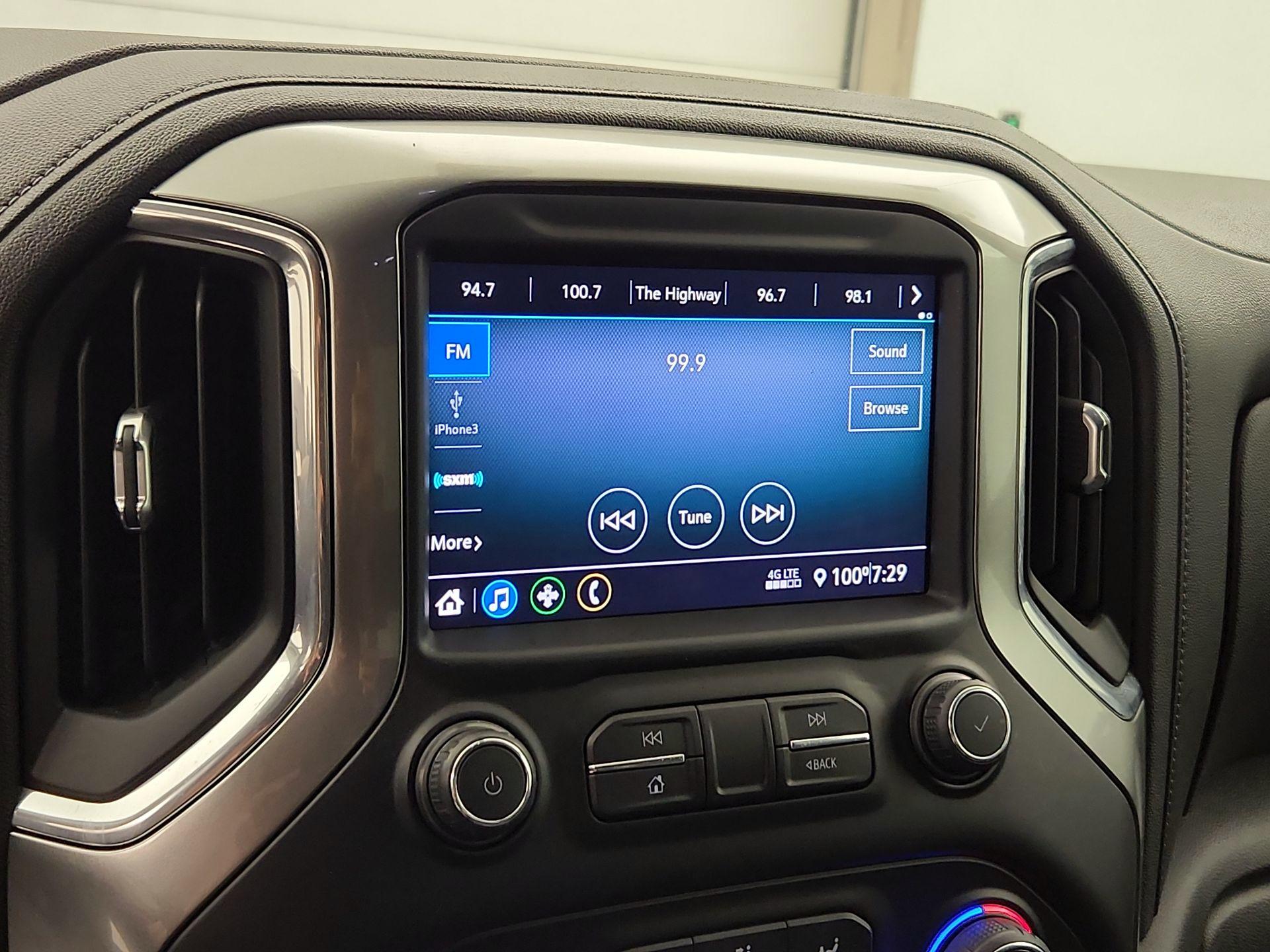 Thumbnail: 2021 Chevrolet Silverado 1500 - 15
