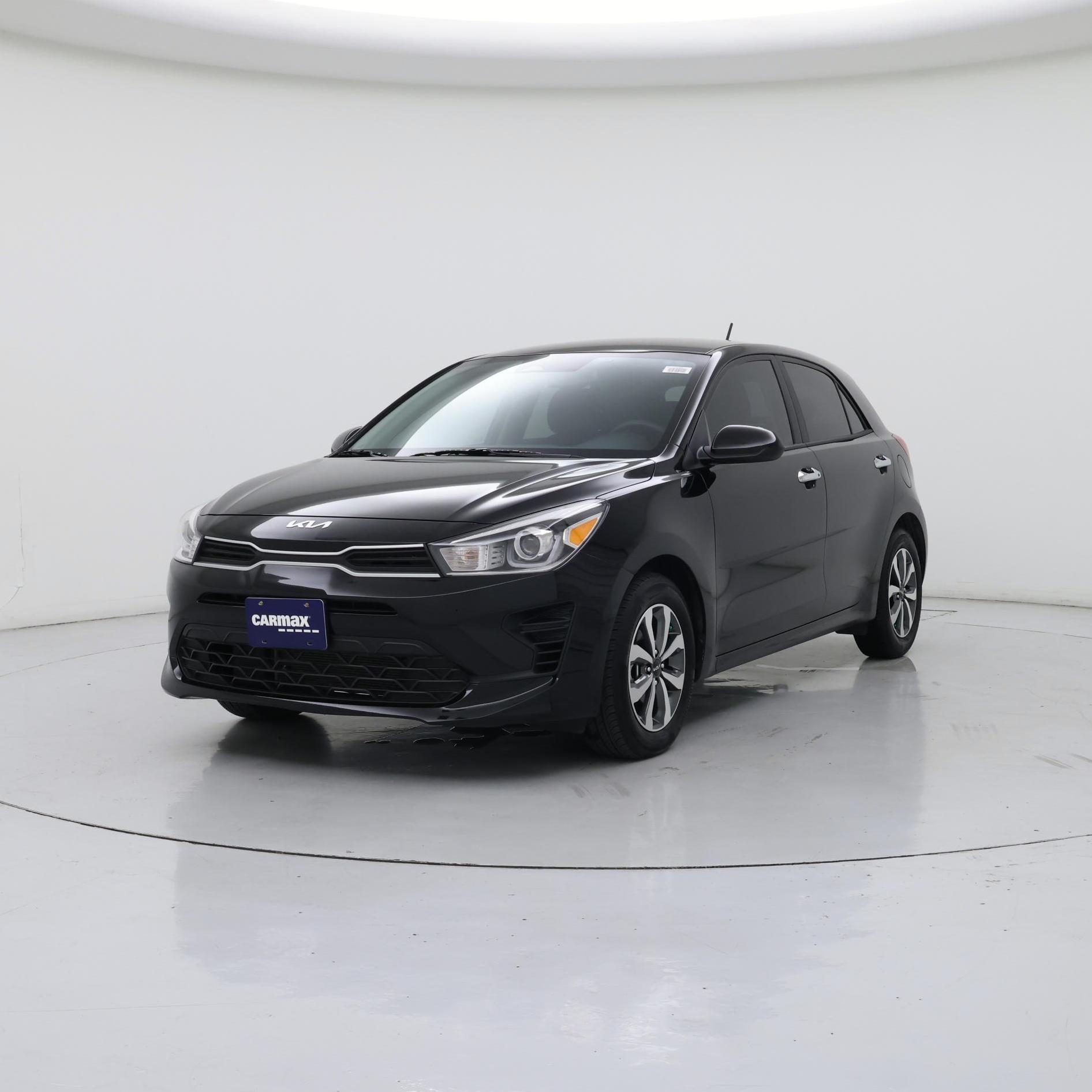 Thumbnail: 2023 Kia Rio - 4