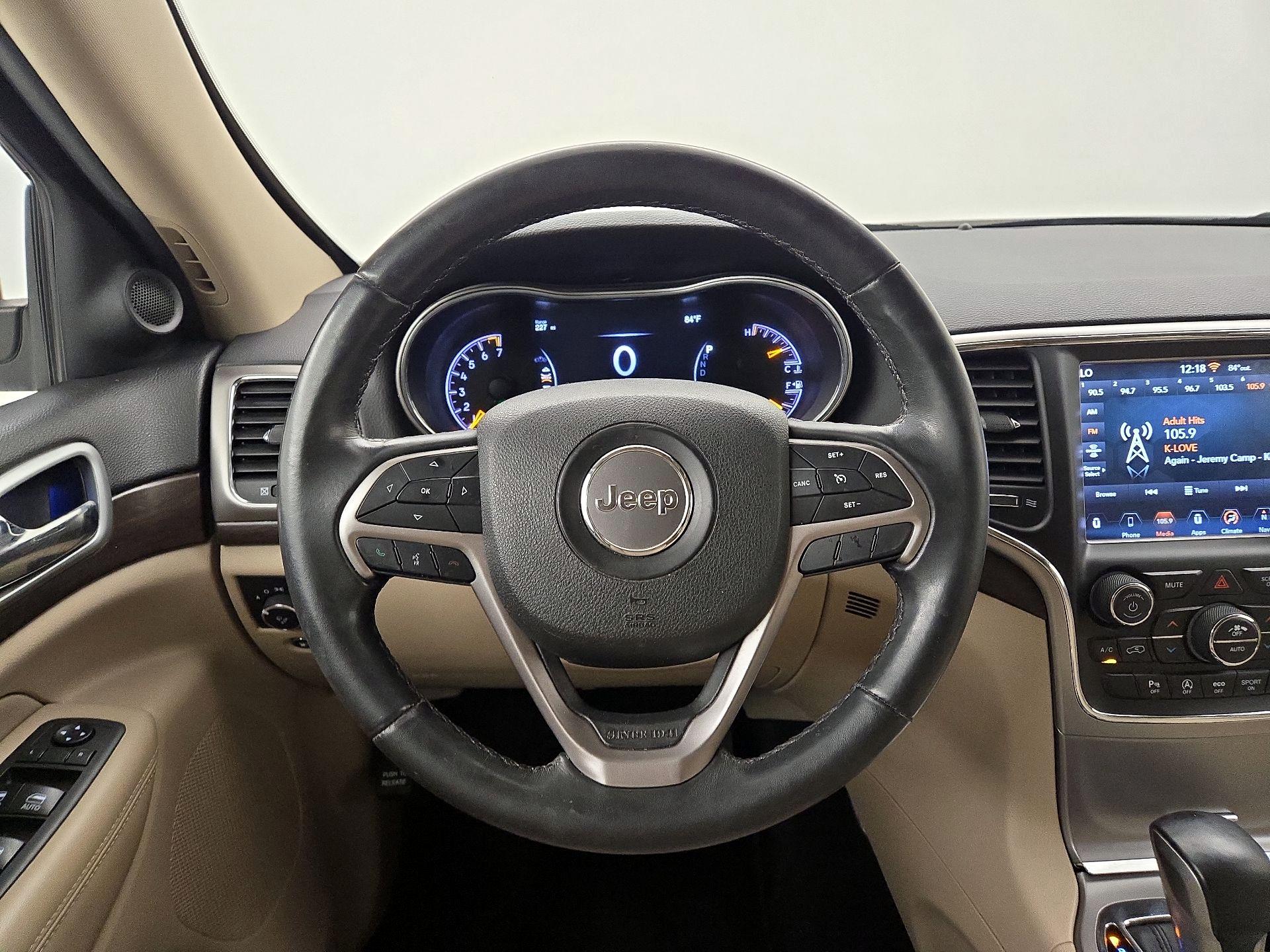 Thumbnail: 2018 Jeep Grand Cherokee - 10