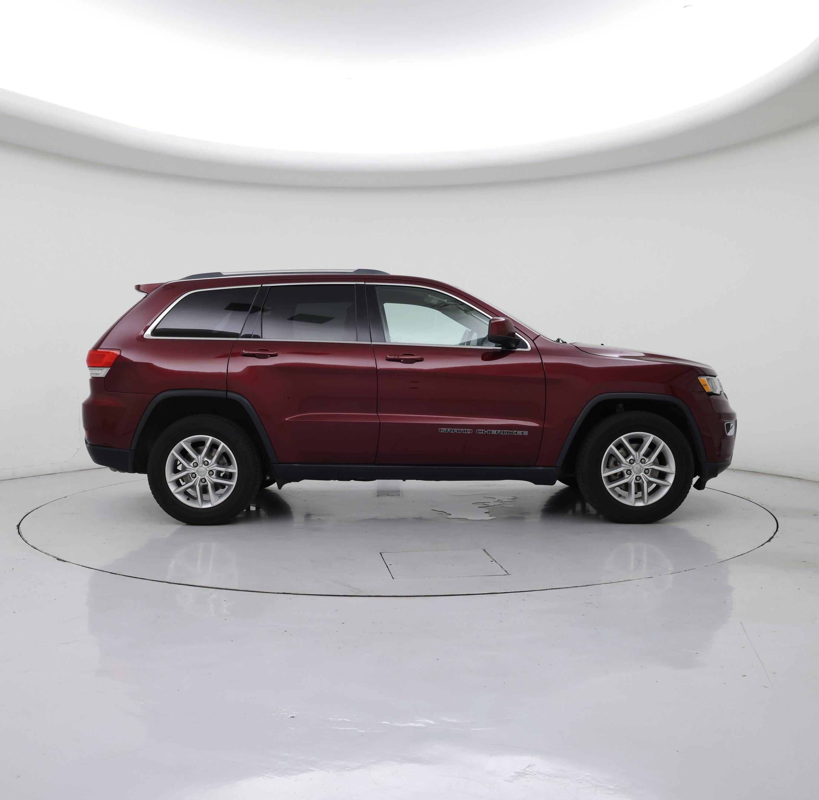 Thumbnail: 2018 Jeep Grand Cherokee - 7