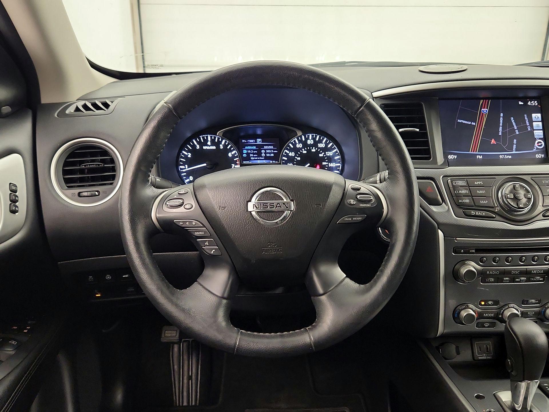 Thumbnail: 2020 Nissan Pathfinder - 10