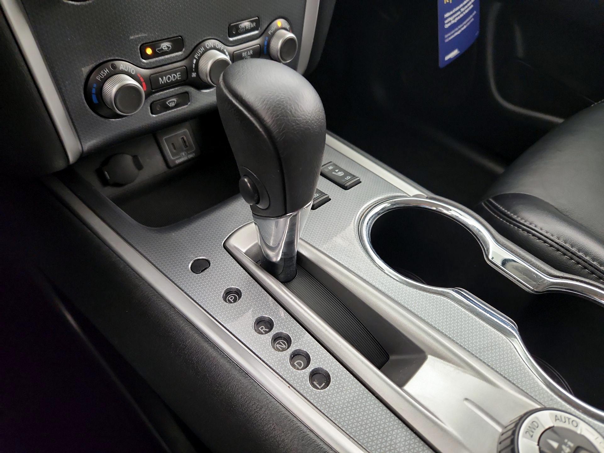 Thumbnail: 2020 Nissan Pathfinder - 18