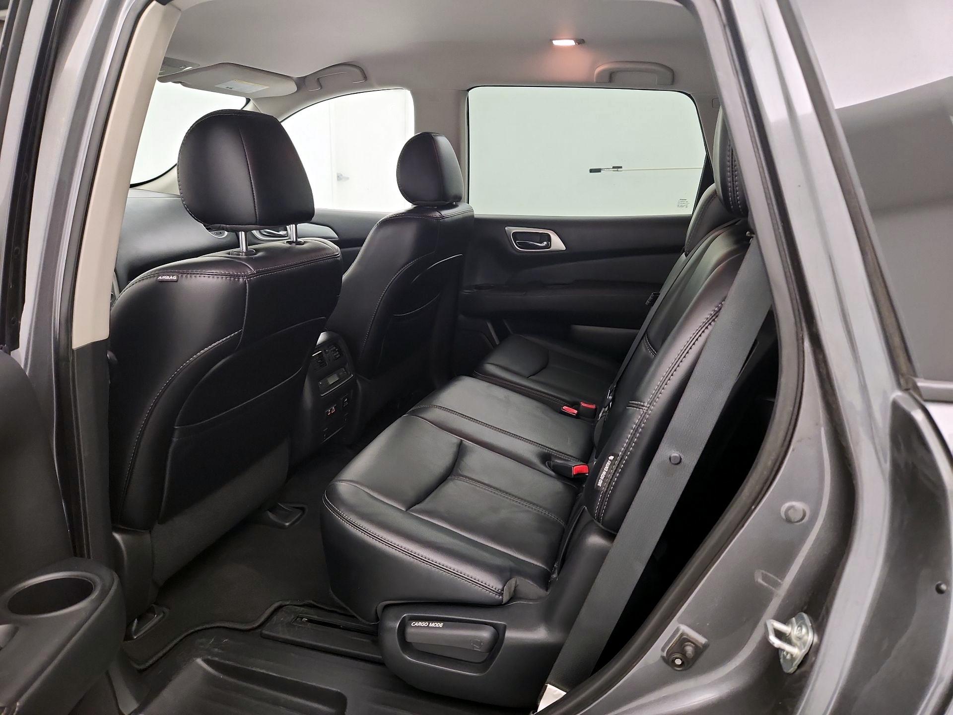 Thumbnail: 2020 Nissan Pathfinder - 20