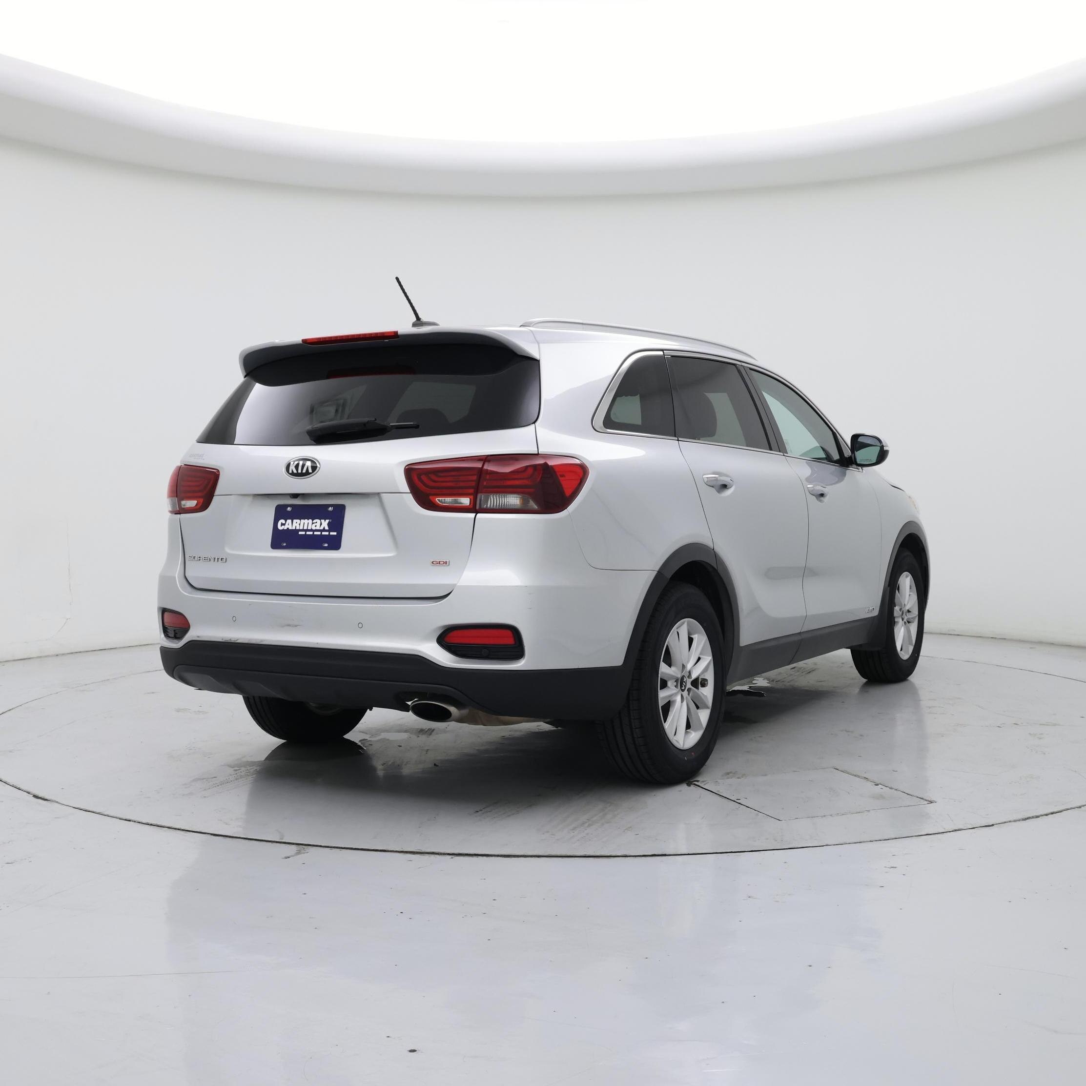 Thumbnail: 2020 Kia Sorento - 8
