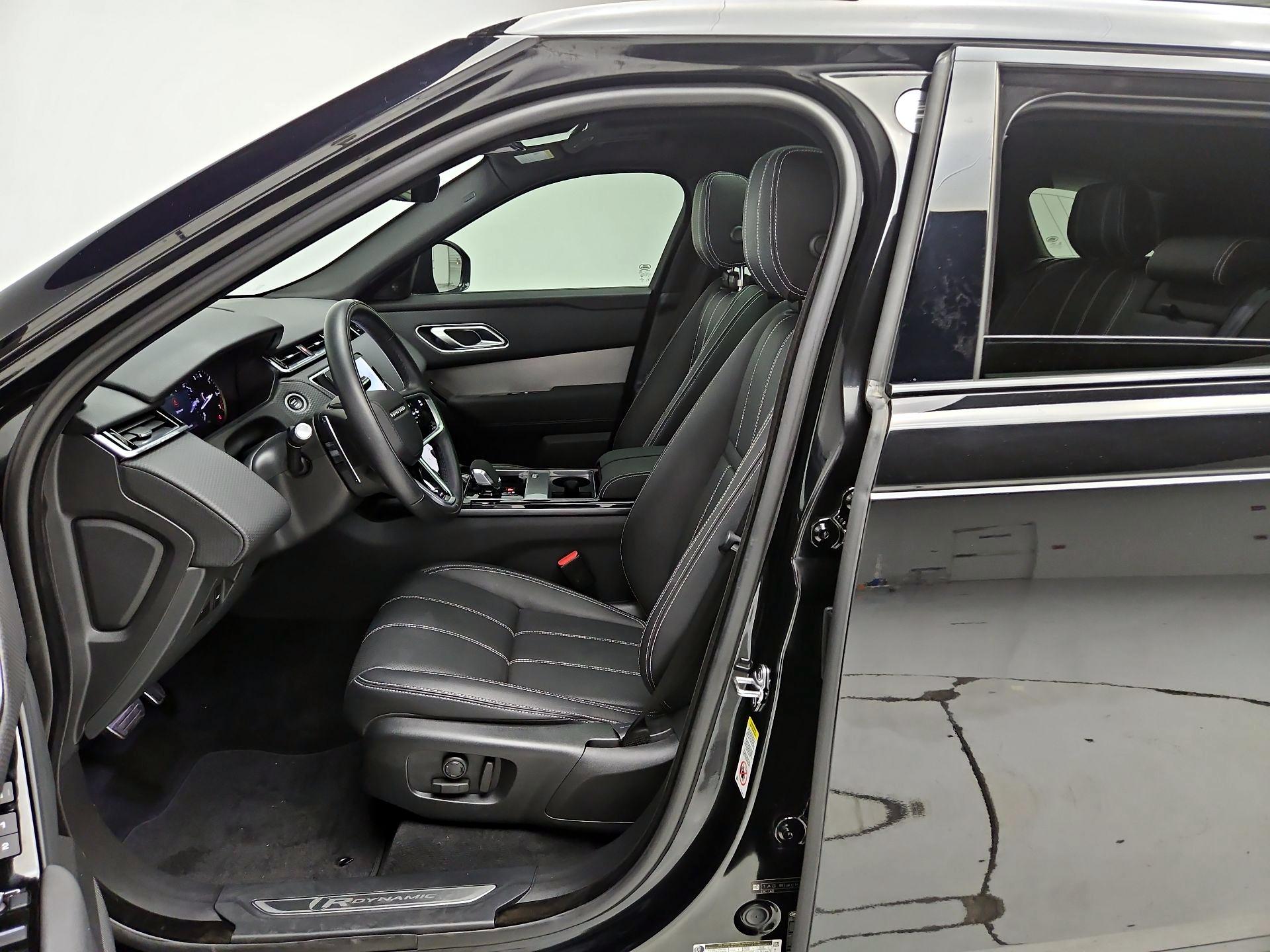 Thumbnail: 2022 Land Rover Range Rover Velar - 11