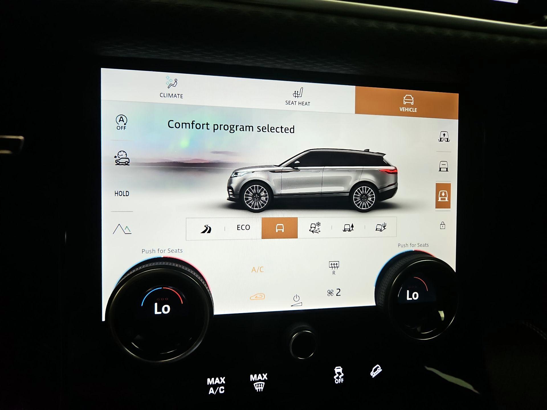 Thumbnail: 2022 Land Rover Range Rover Velar - 17