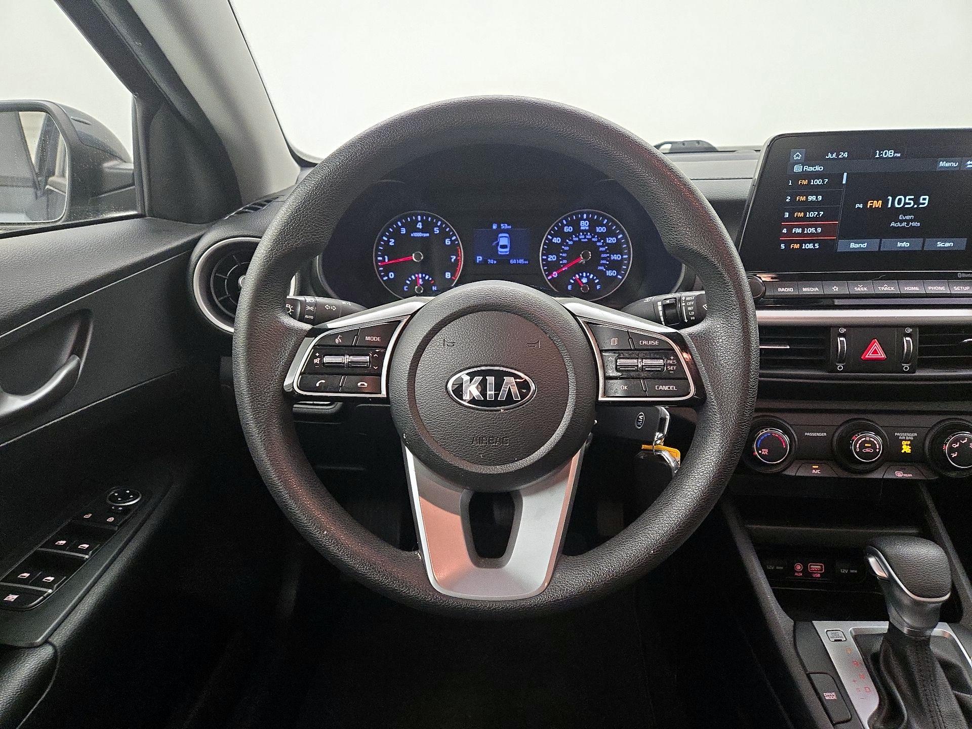 Thumbnail: 2020 Kia Forte - 10