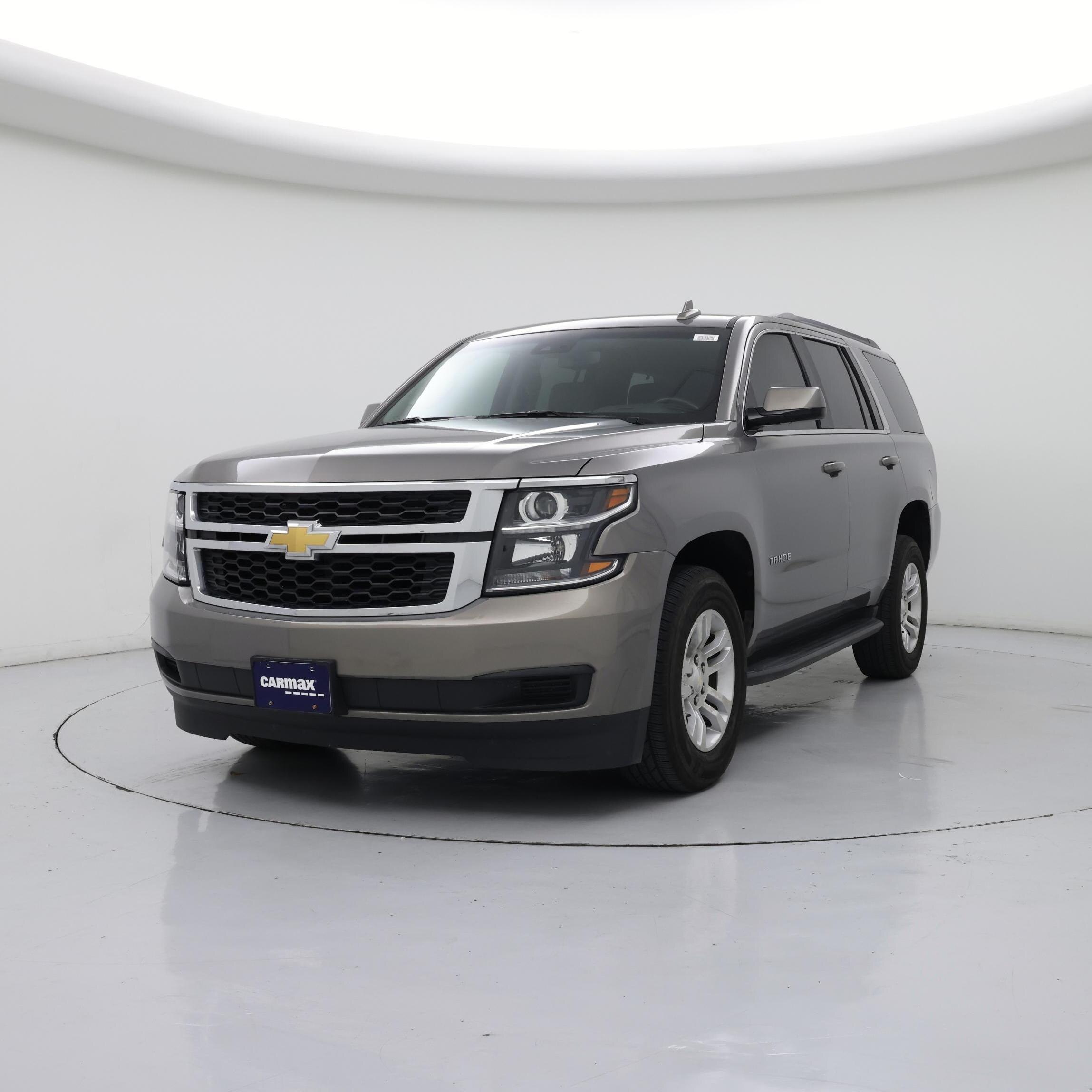 Thumbnail: 2018 Chevrolet Tahoe - 4