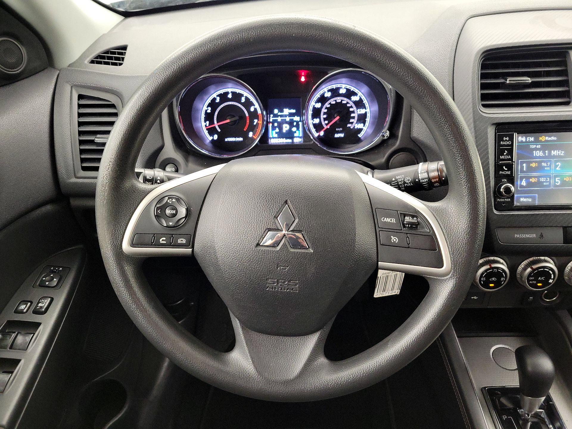 Thumbnail: 2020 Mitsubishi Outlander Sport - 10