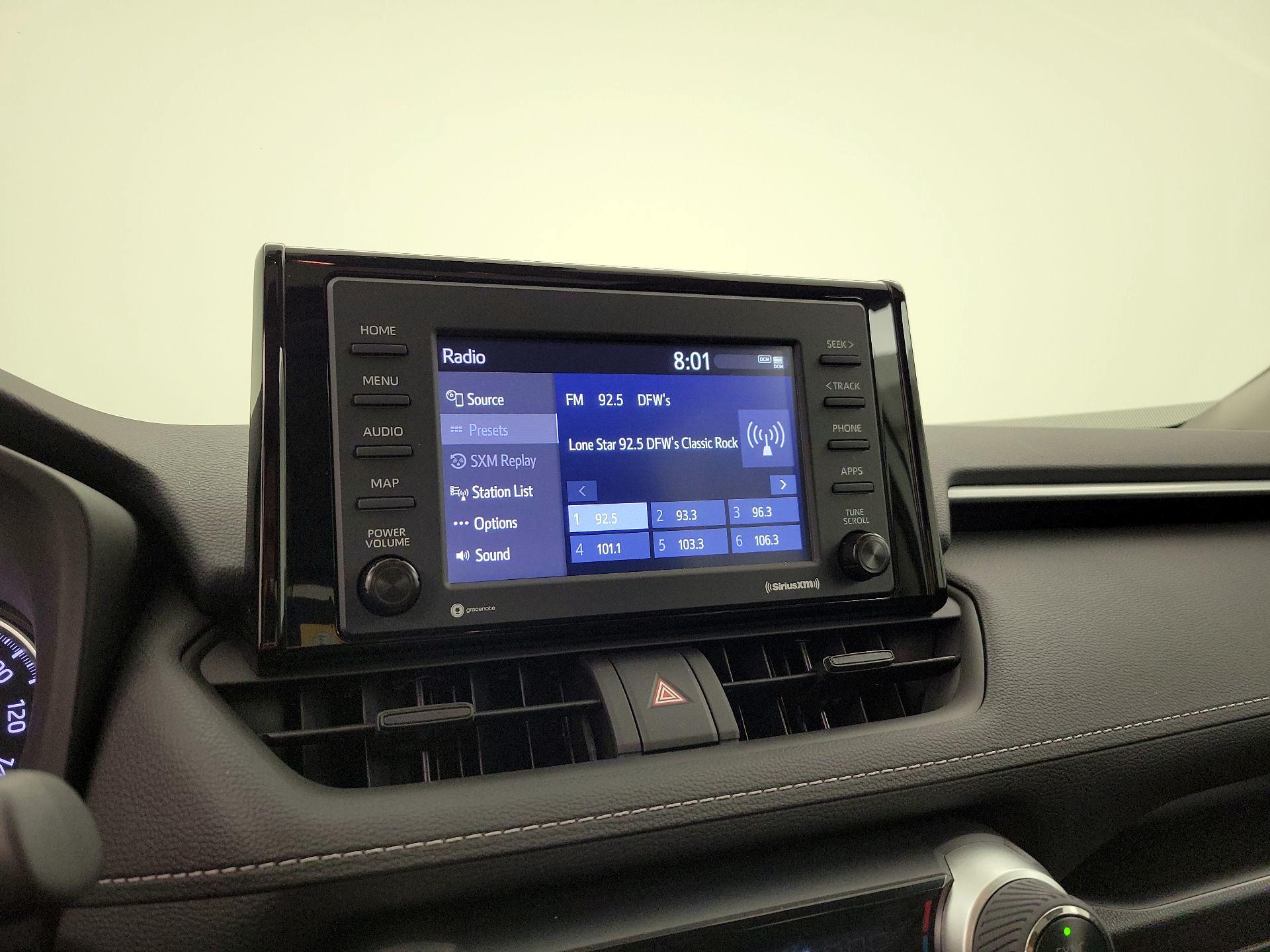 Thumbnail: 2021 Toyota RAV4 - 15