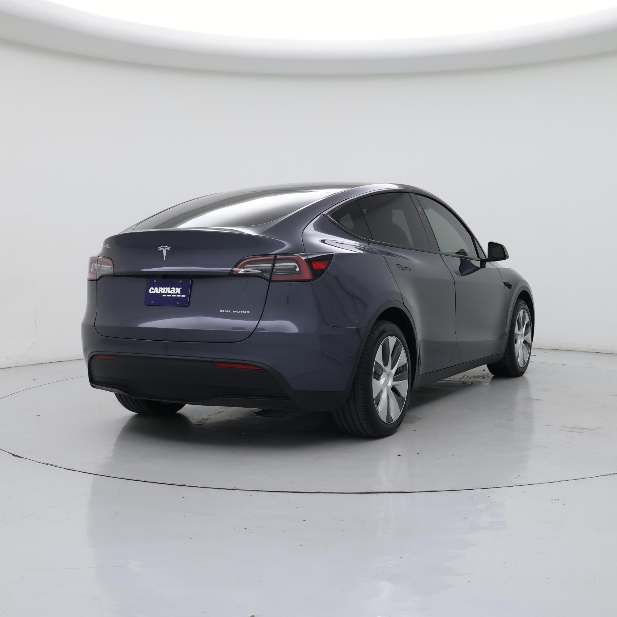 Thumbnail: 2023 Tesla Model Y - 8
