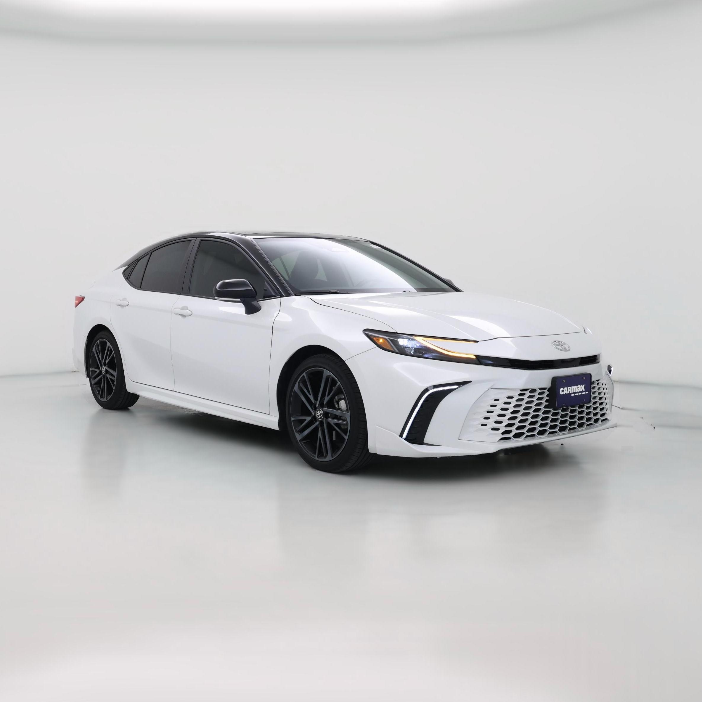 Thumbnail: 2025 Toyota Camry - 1