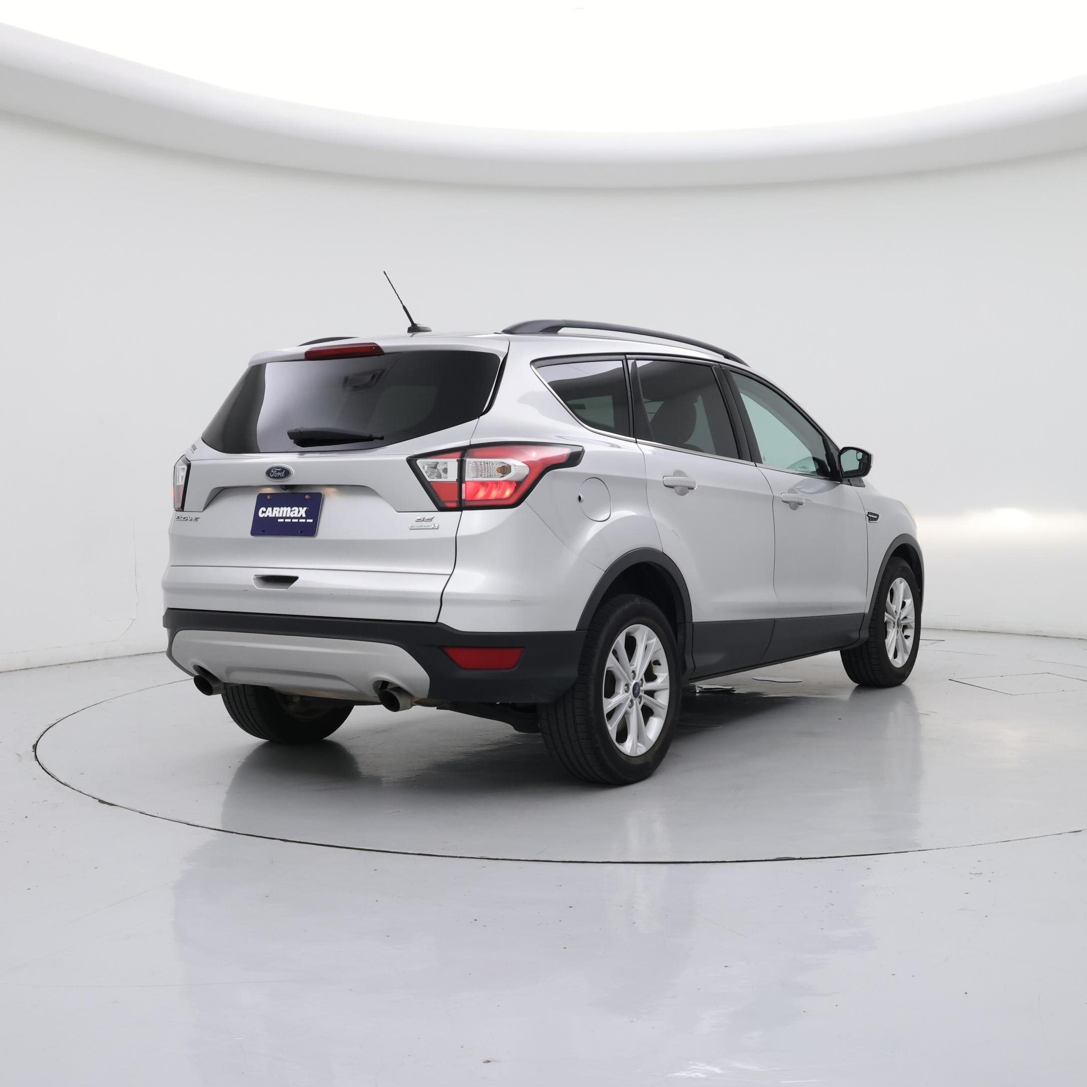 Thumbnail: 2018 Ford Escape - 8