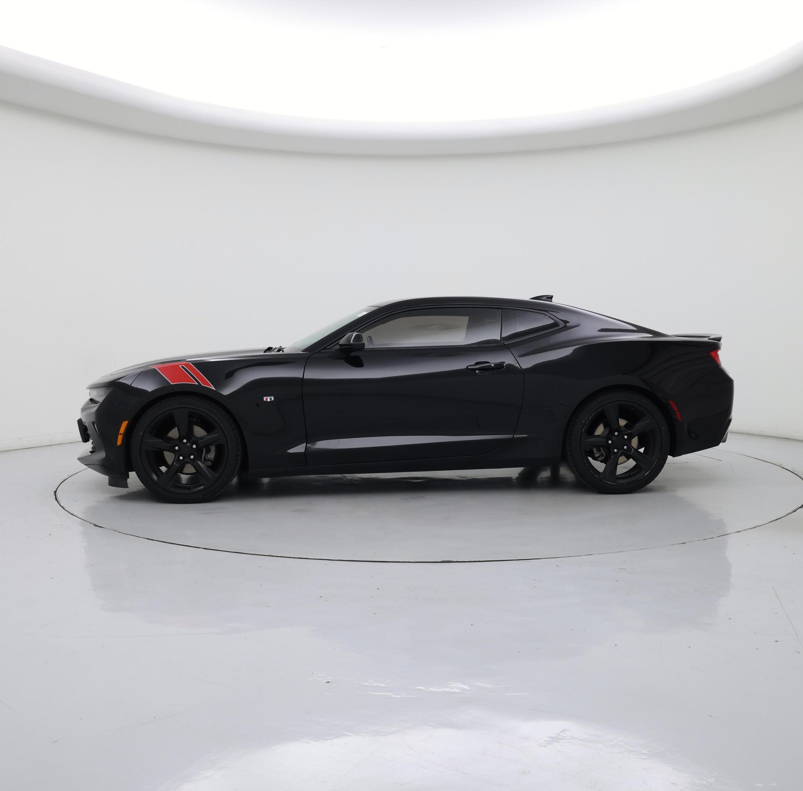 Thumbnail: 2016 Chevrolet Camaro - 3