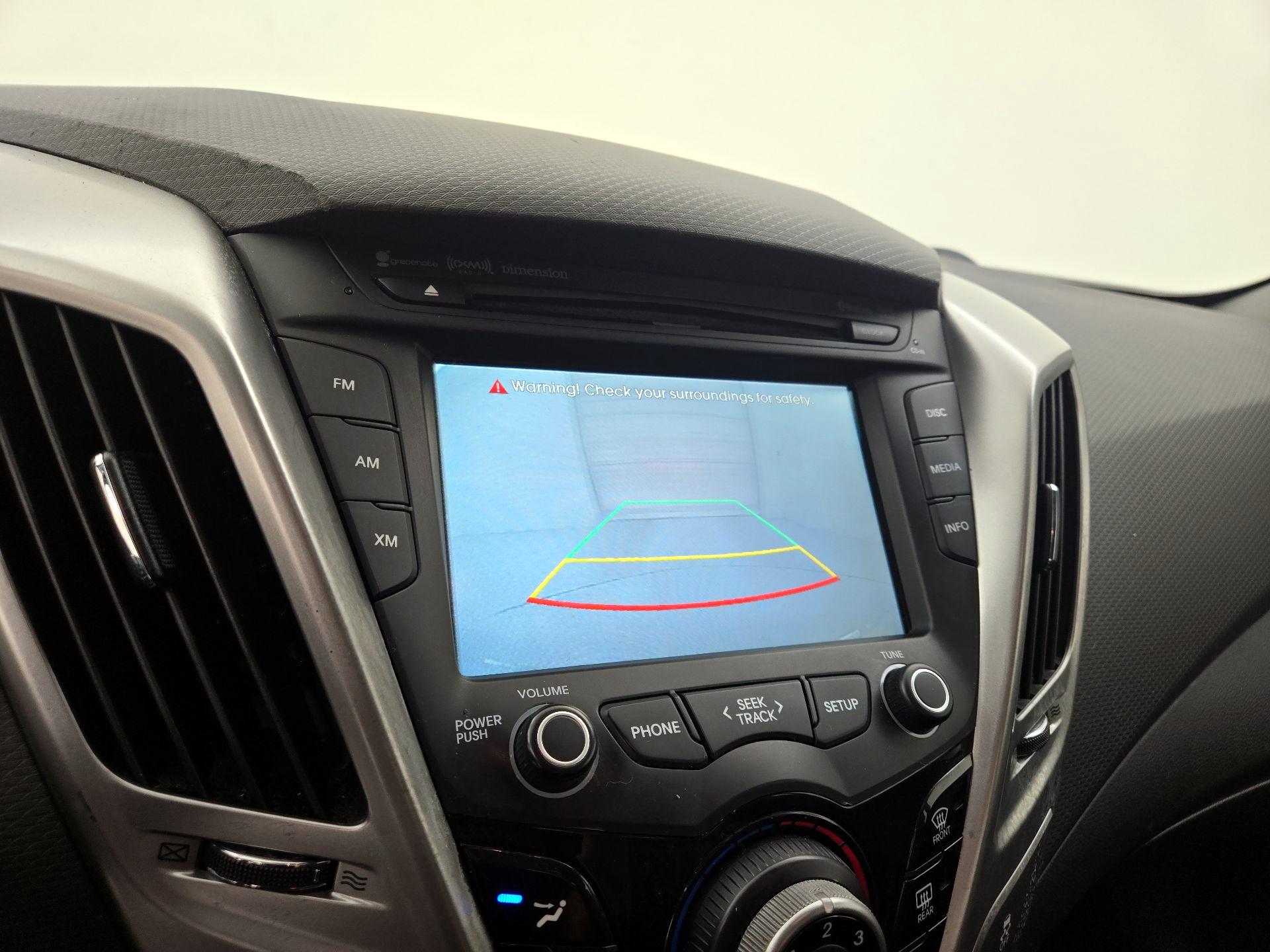 Thumbnail: 2014 Hyundai Veloster - 14