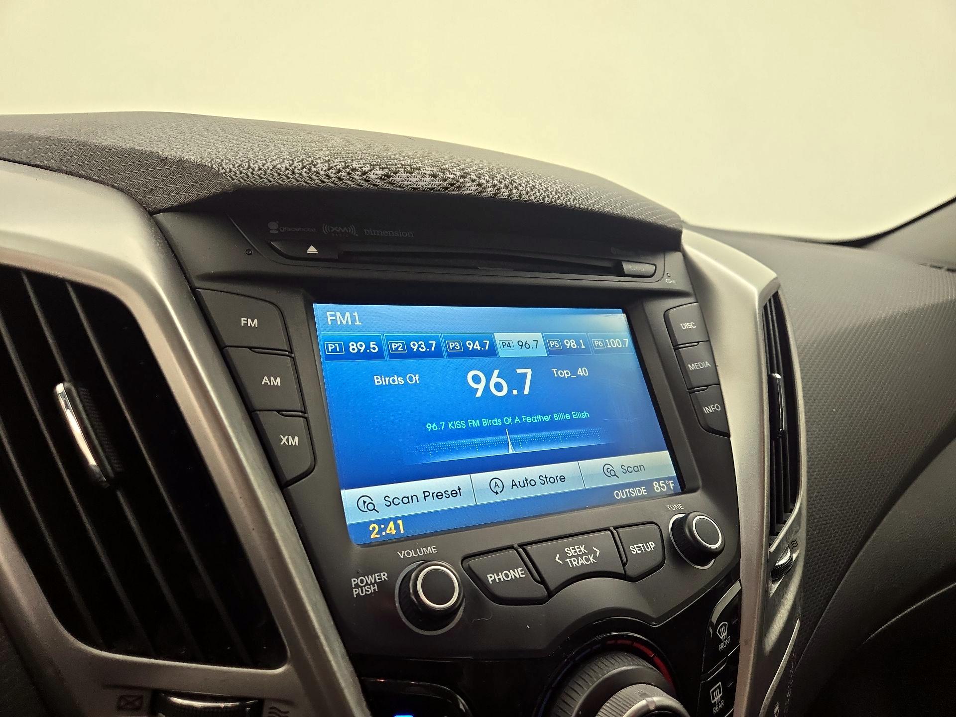 Thumbnail: 2014 Hyundai Veloster - 15