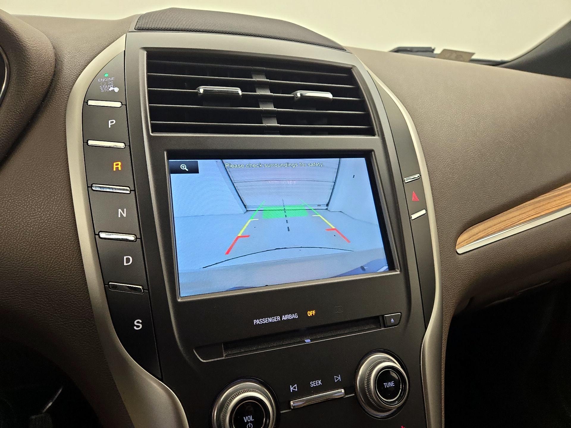 Thumbnail: 2015 Lincoln MKC - 15