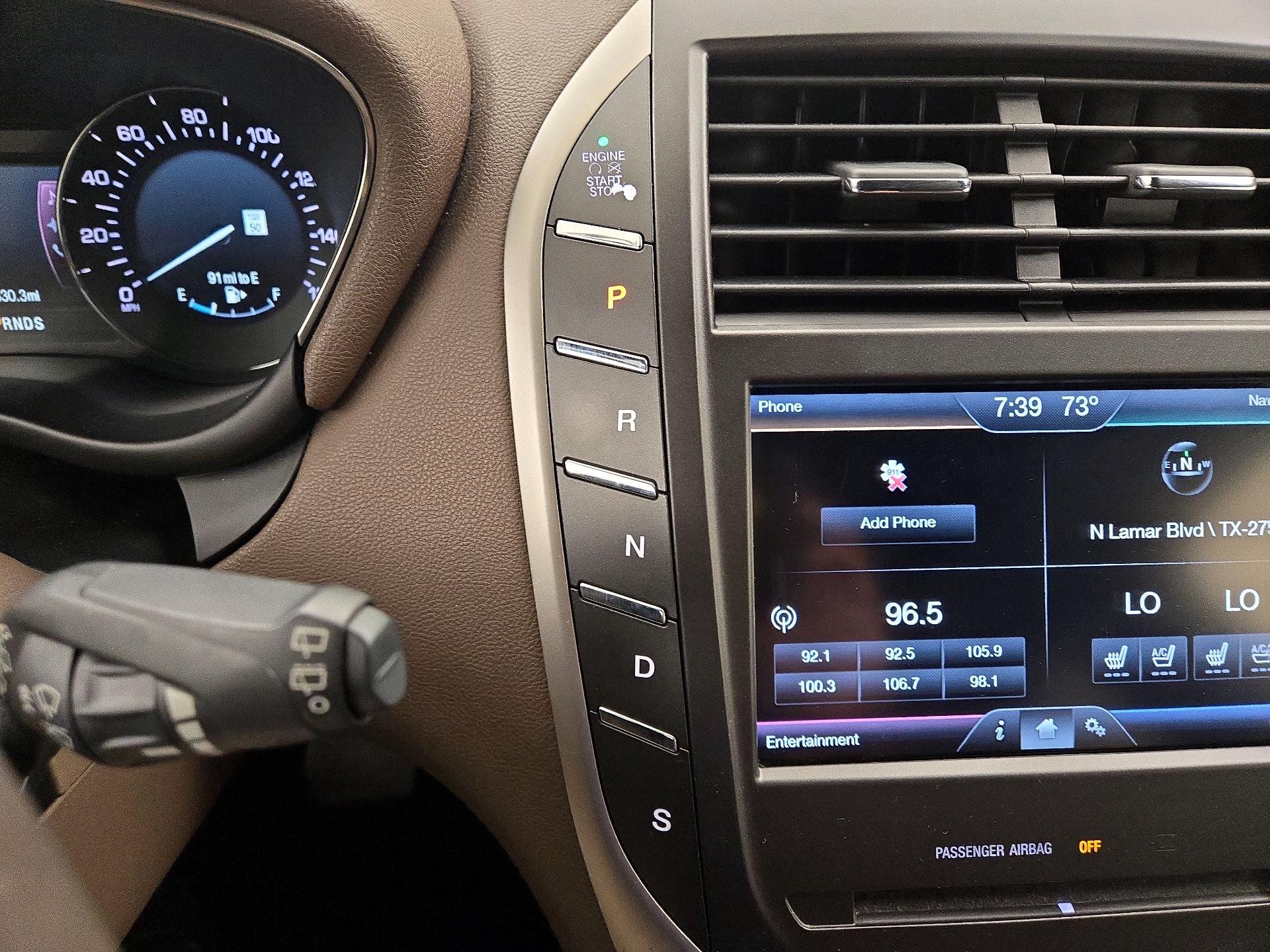Thumbnail: 2015 Lincoln MKC - 18