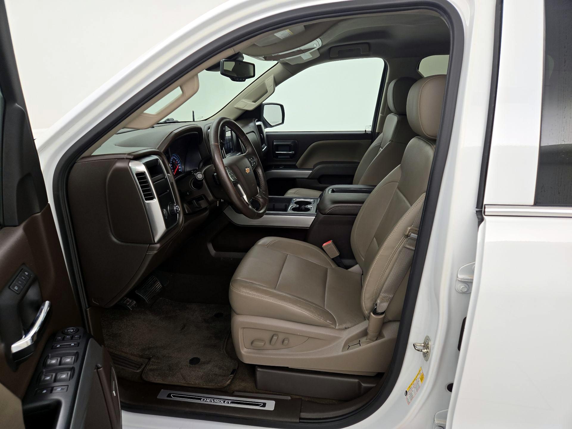 Thumbnail: 2015 Chevrolet Silverado 1500 - 11