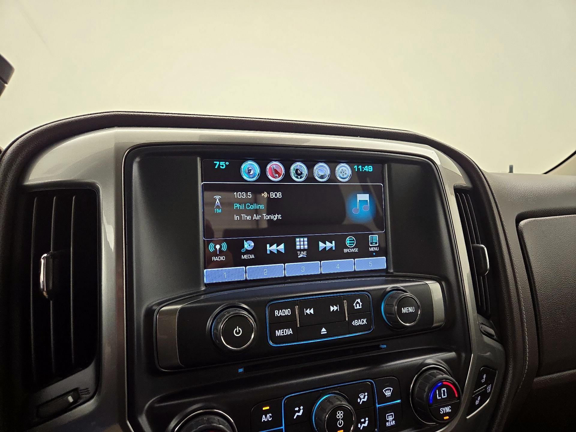 Thumbnail: 2015 Chevrolet Silverado 1500 - 16